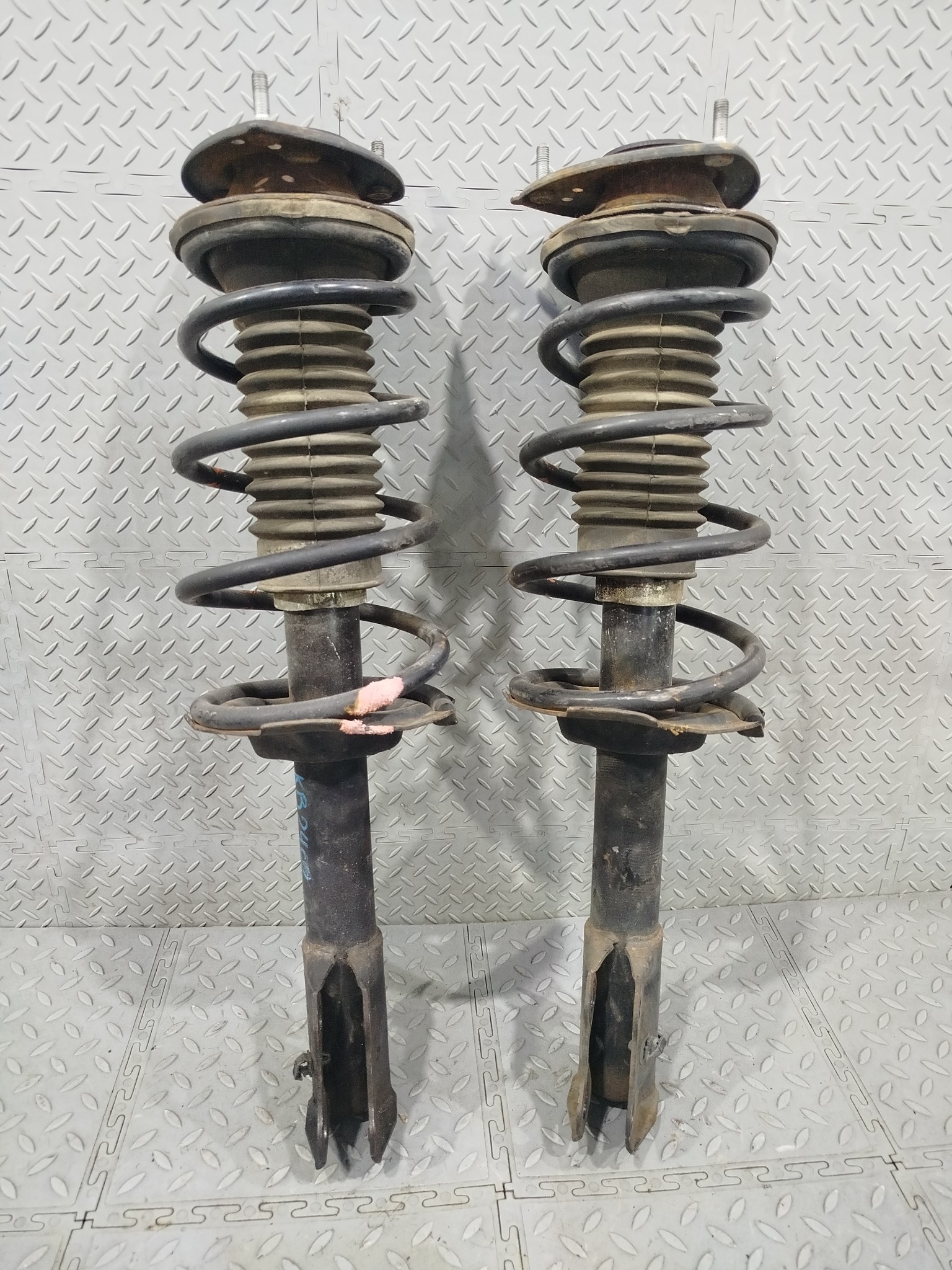 СТОЙКА ХОДОВКИ TOYOTA ПЕРЕДНЯЯ ПРАВАЯ ЛЕВАЯ 4851080159  KB2402