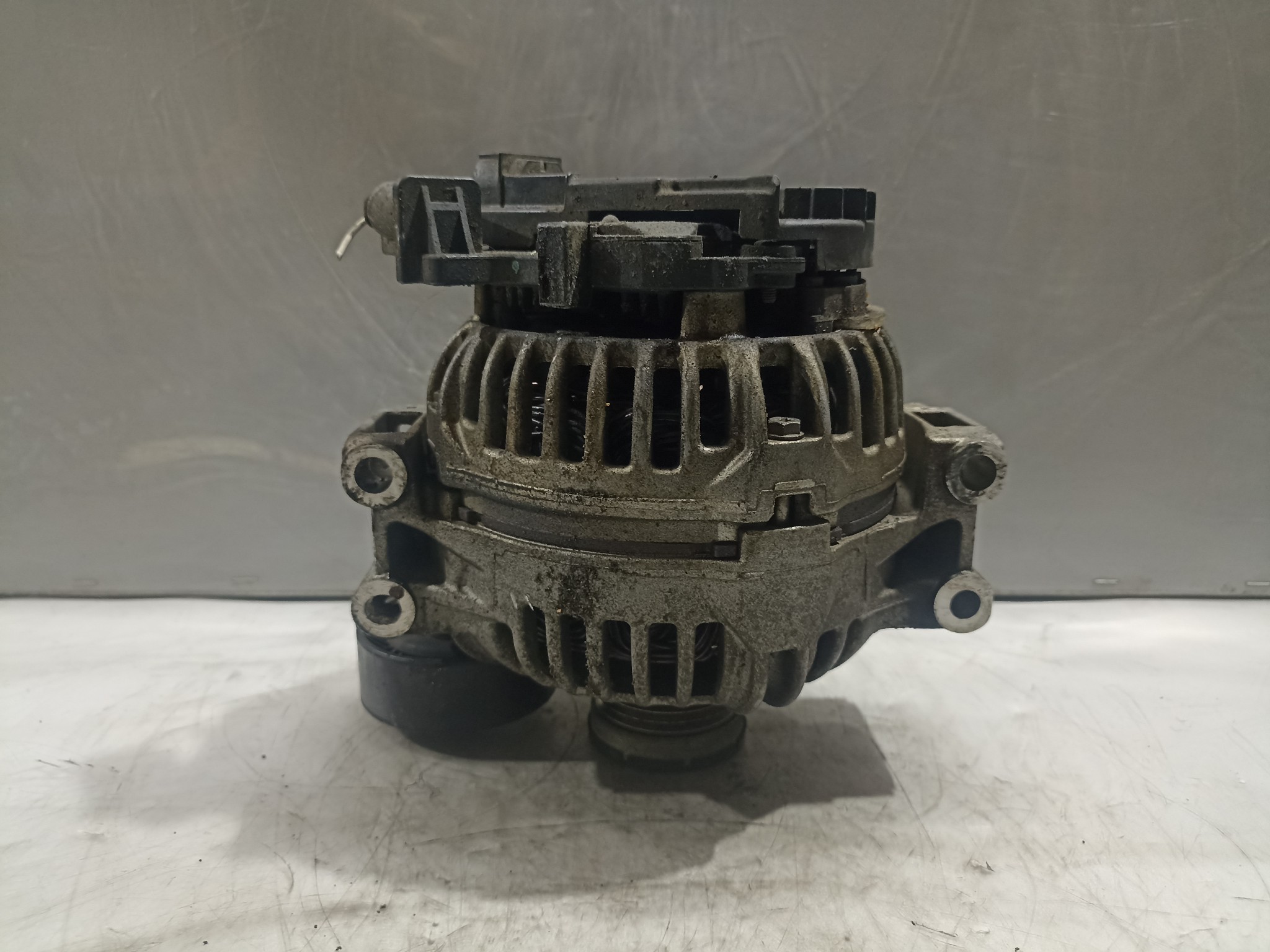 ГЕНЕРАТОР BMW 0124515098 KE812Z