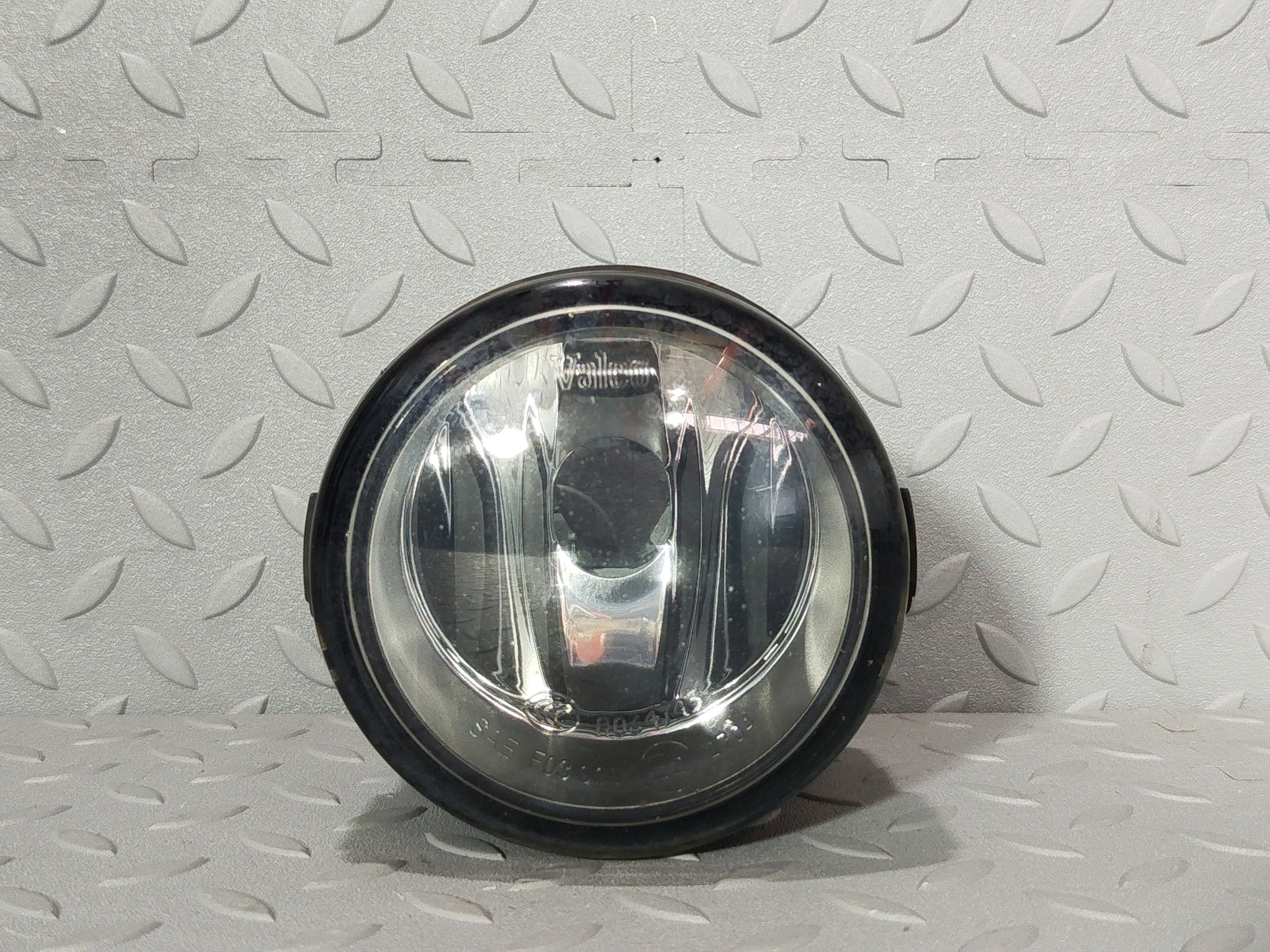 ТУМАНКА NISSAN INFINITI VOLVO SUZUKI ЛЕВАЯ ПРАВАЯ 261508990B NA7011Z(2)
