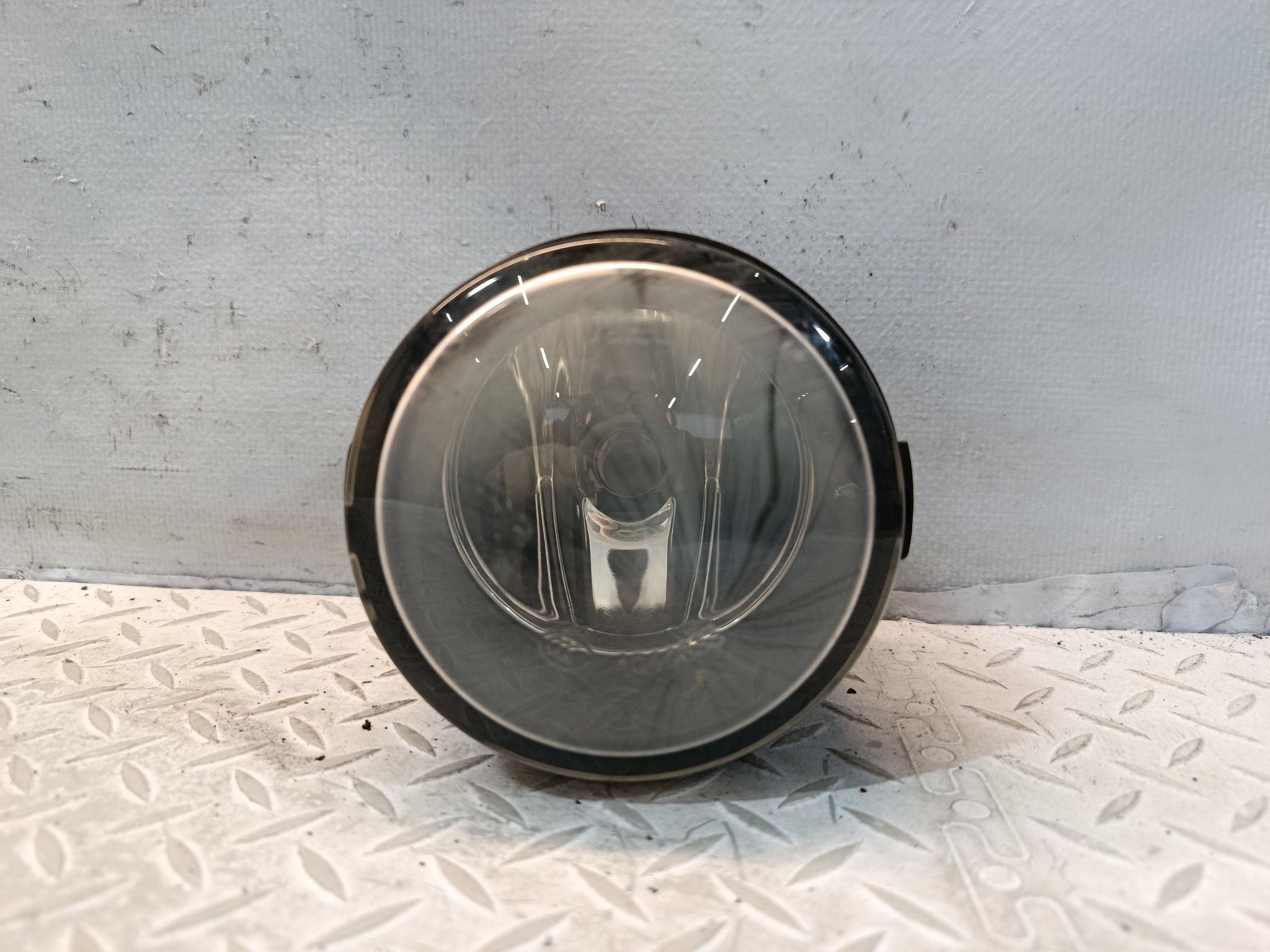 ТУМАНКА NISSAN INFINITI VOLVO SUZUKI ЛЕВАЯ ПРАВАЯ 261508990B XA7132Z(1)