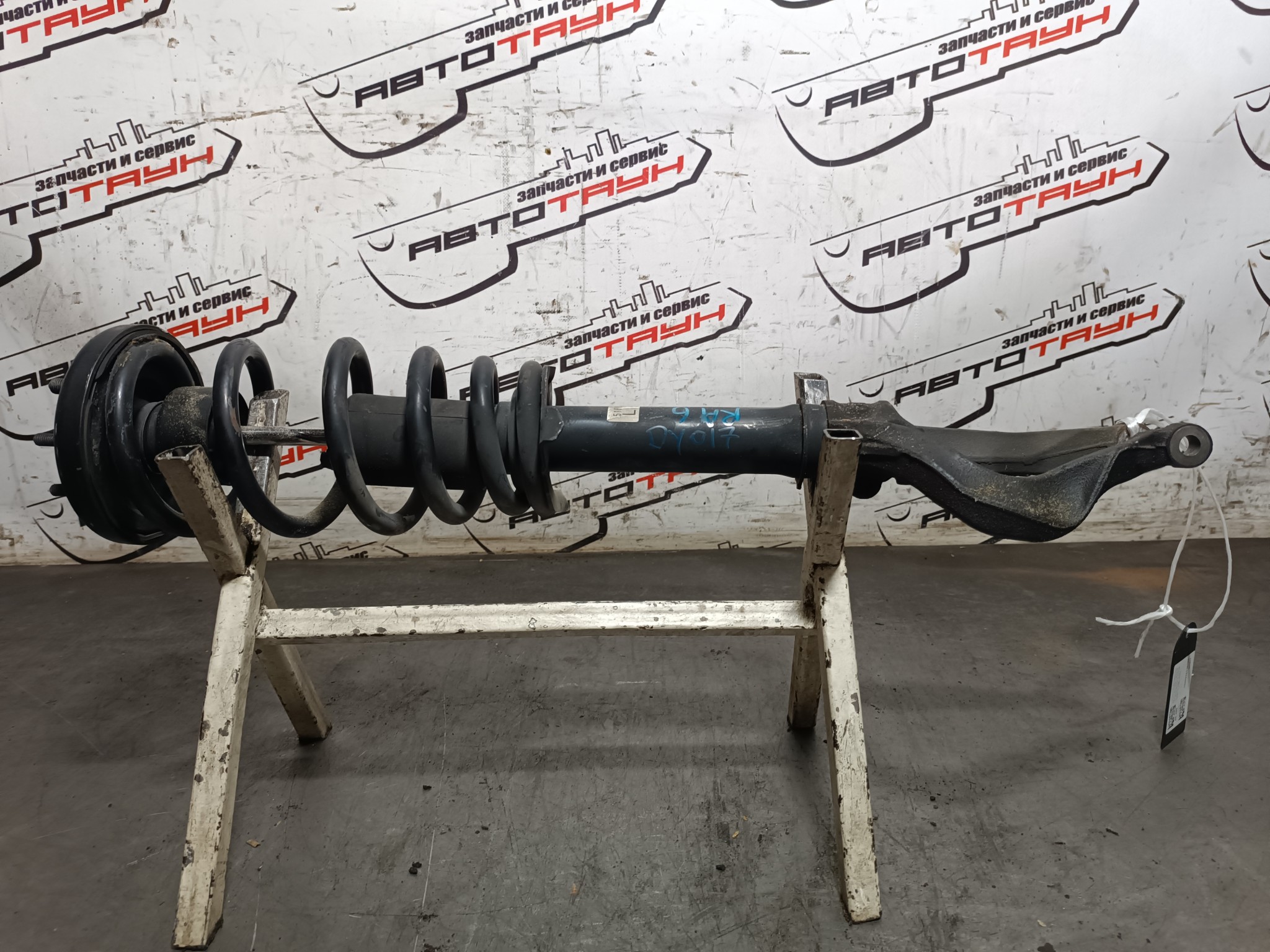 СТОЙКА ХОДОВКИ HONDA ПЕРЕДНЯЯ ЛЕВАЯ 51606S3S014 DY017