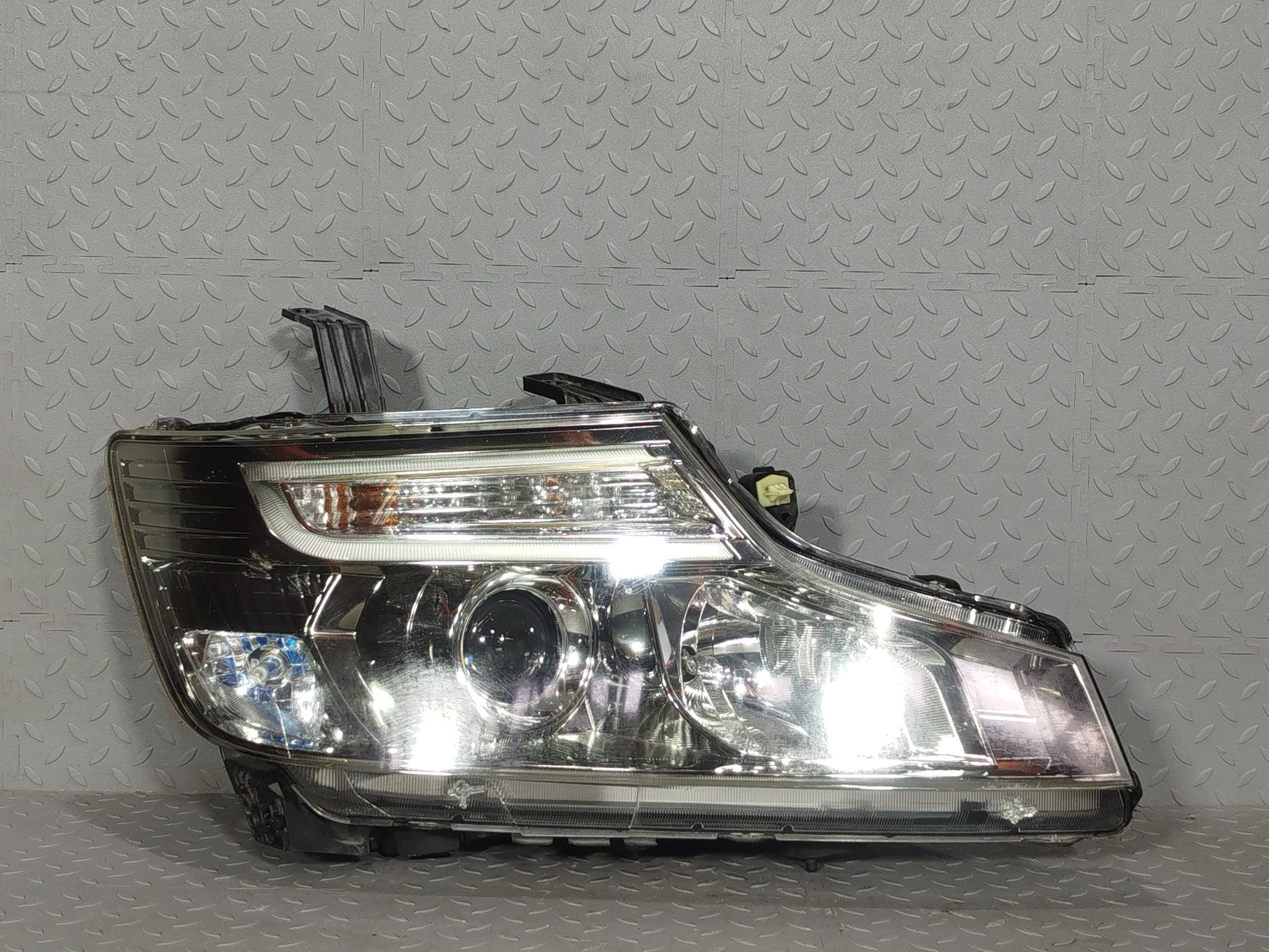 ФАРА HONDA ПРАВАЯ 33101SZWJ31 GA1015