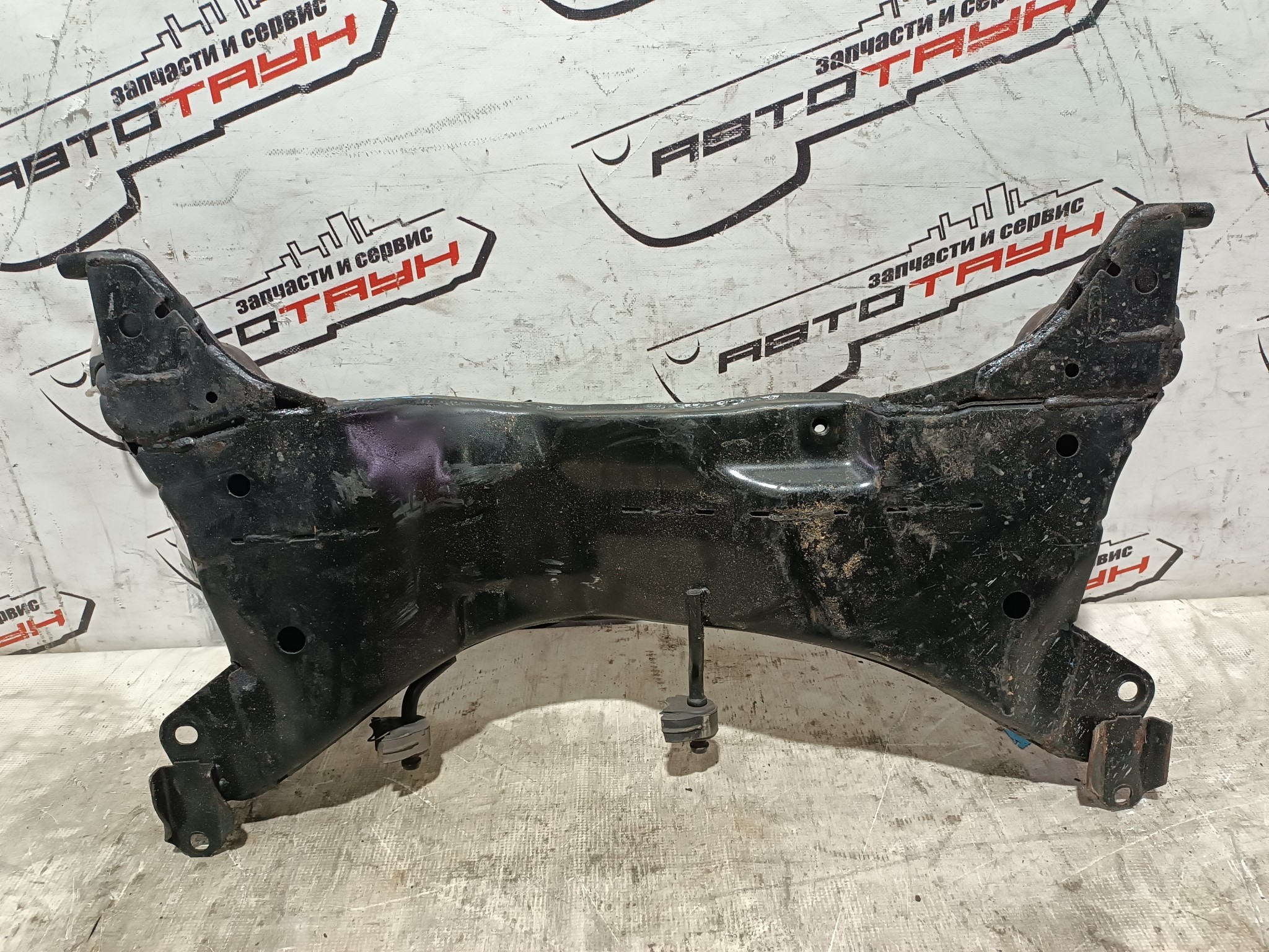 БАЛКА Двигатель/ПОДРАМНИК MITSUBISHI ПЕРЕДНЯЯ MR510286  D067