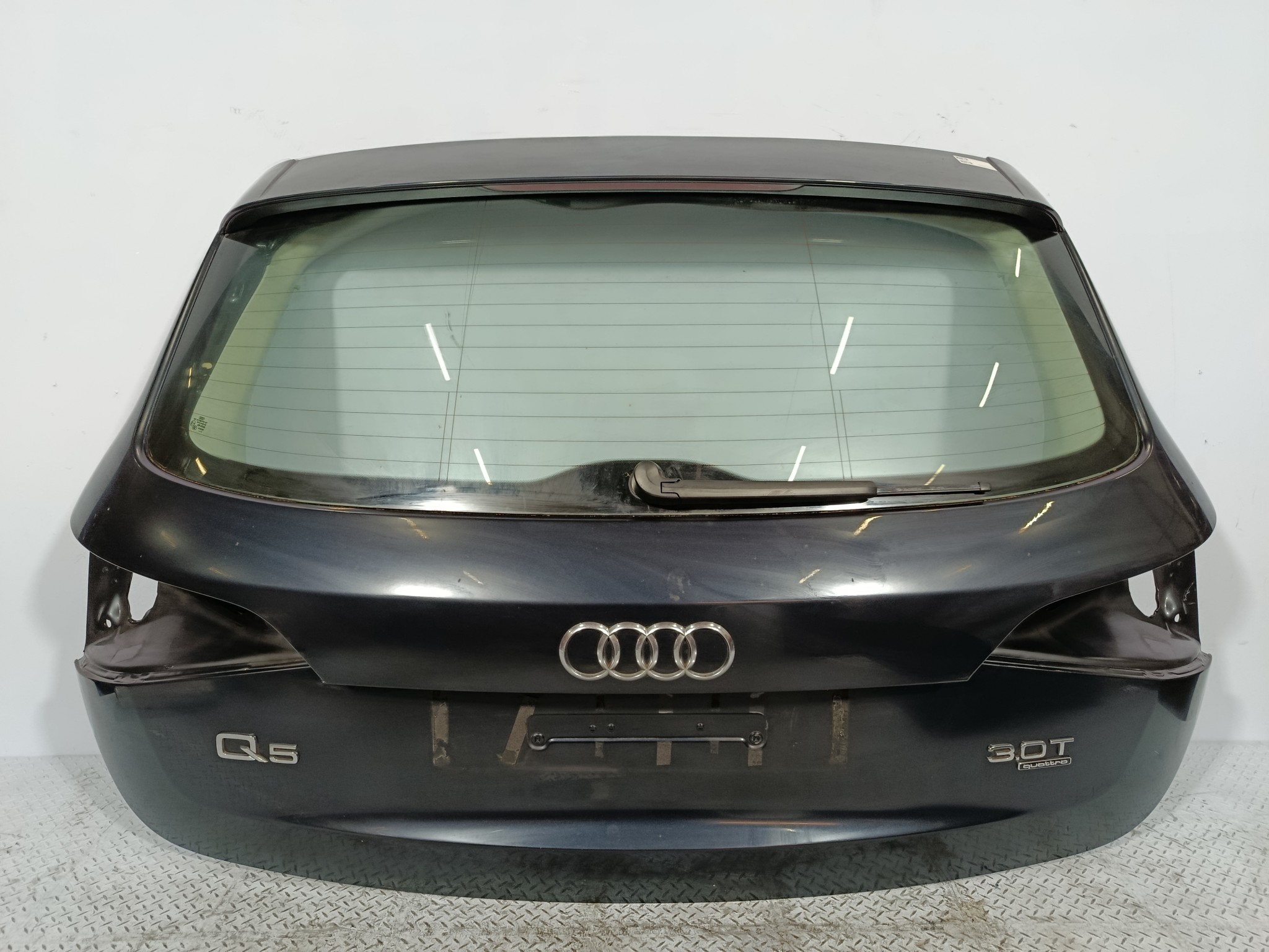 ДВЕРЬ ЗАДНЯЯ AUDI Q5 8R0827023C черный, LX5R YE073