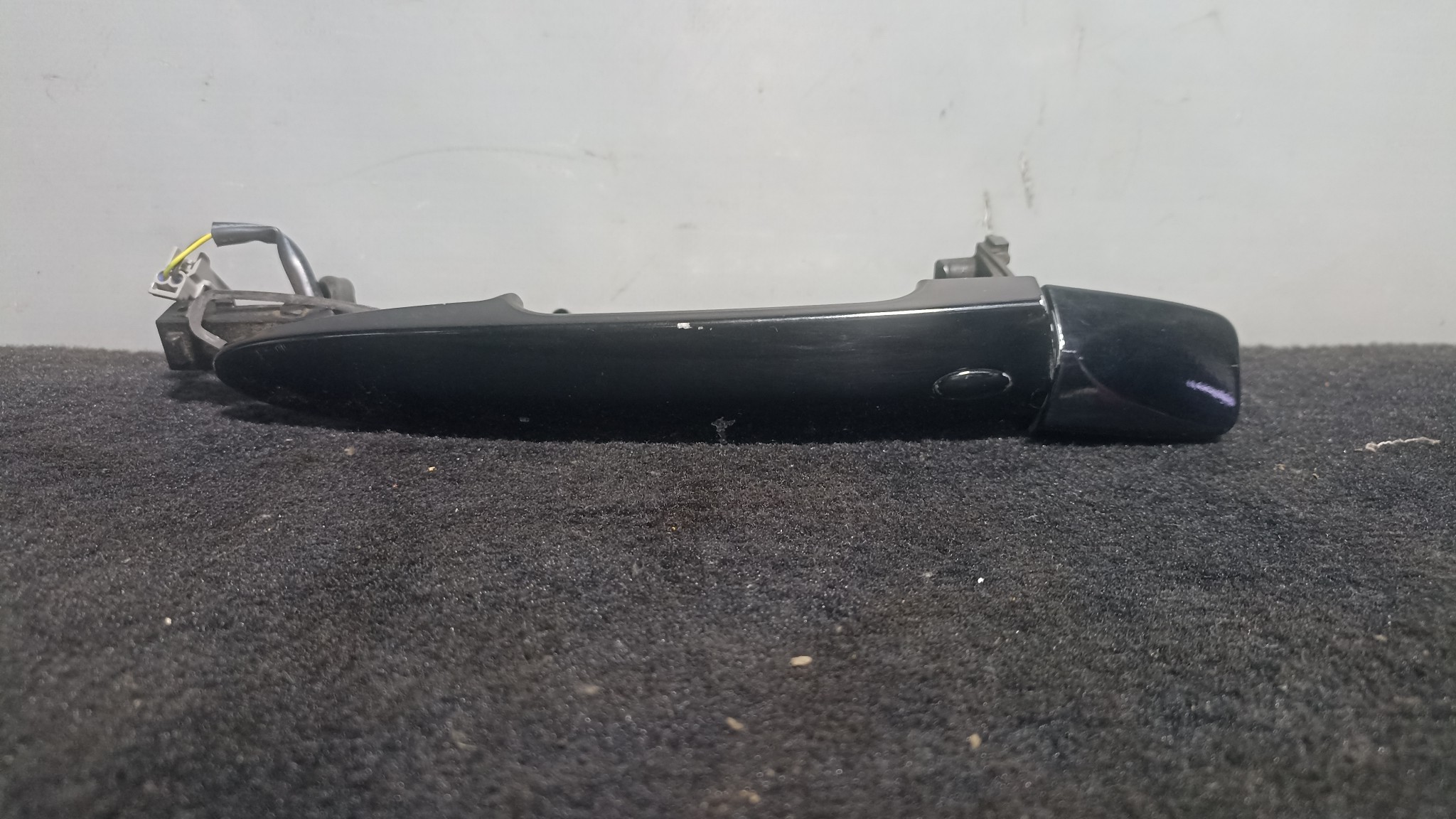 РУЧКА ДВЕРИ ВНЕШНЯЯ NISSAN ПЕРЕДНЯЯ ЛЕВАЯ 806403NA0C  фиолетовый, LAA FE008