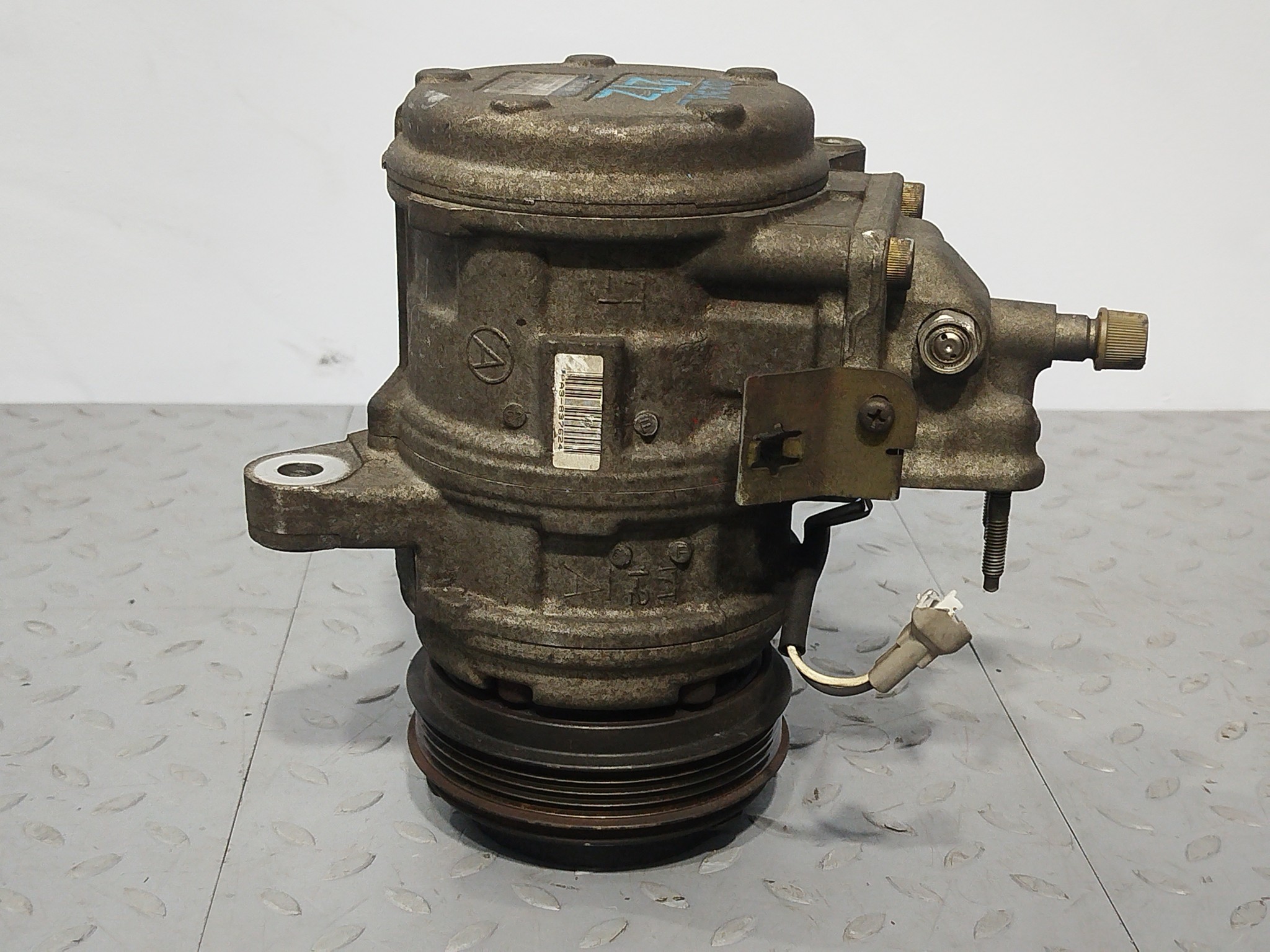КОМПРЕССОР КОНДИЦИОНЕРА TOYOTA 8832028200 D2392