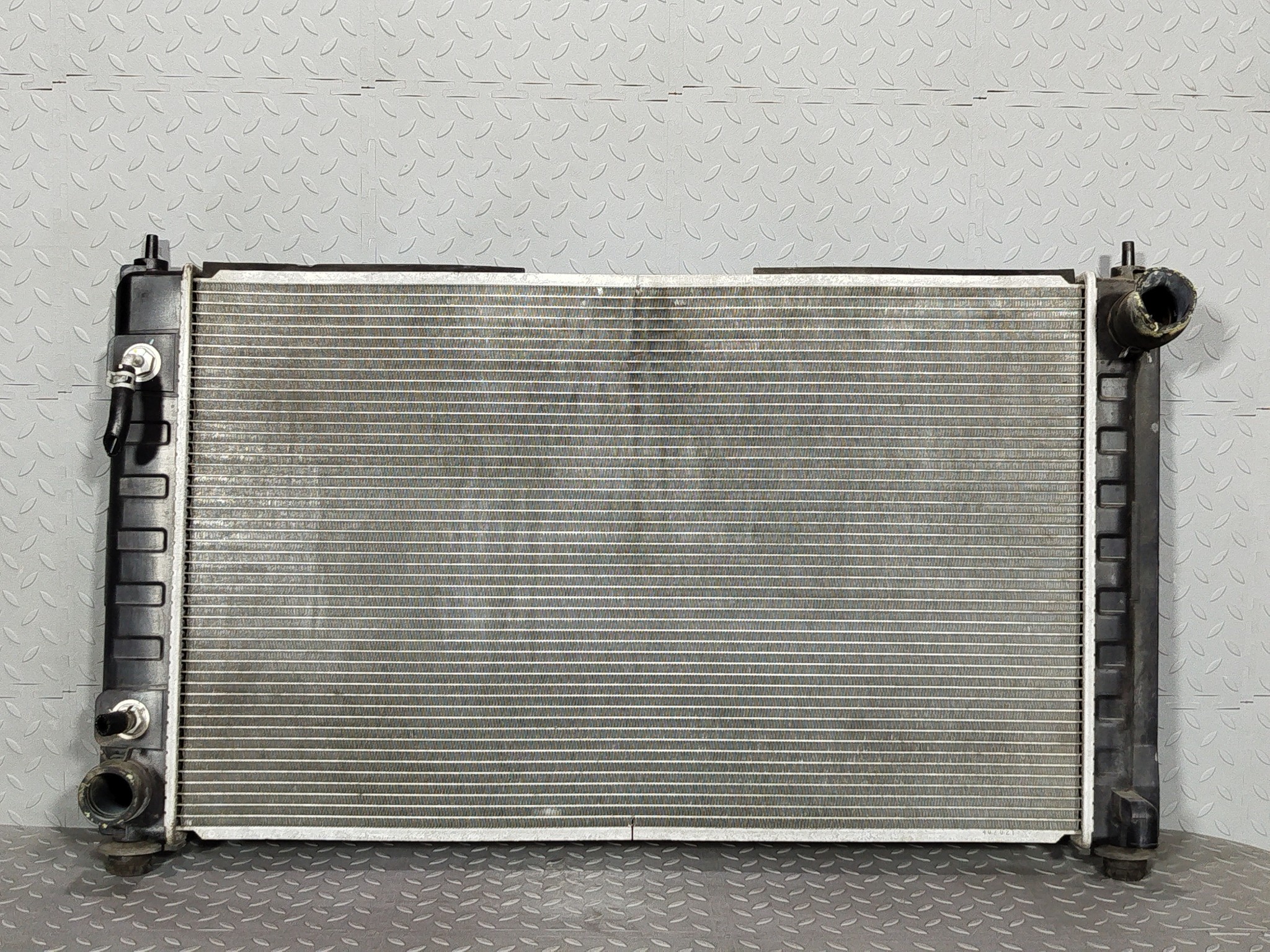 РАДИАТОР ДВИГАТЕЛЯ NISSAN 21460JN90A  KB2320