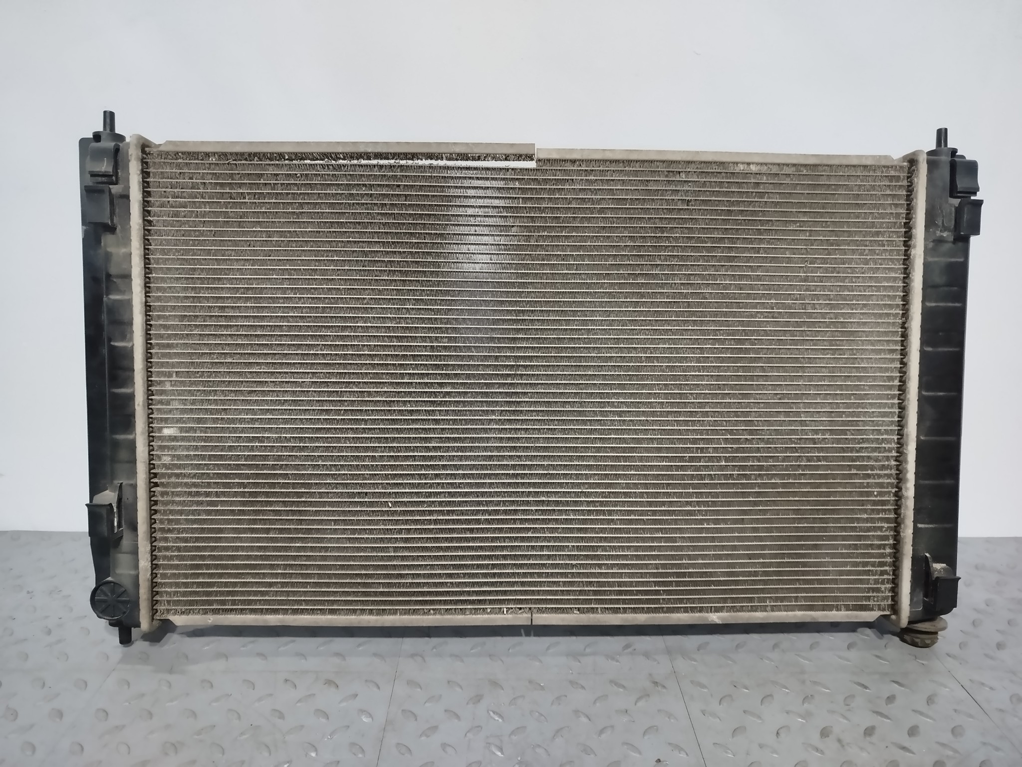 РАДИАТОР ДВИГАТЕЛЯ NISSAN 21460JN90A  XE134ZZ