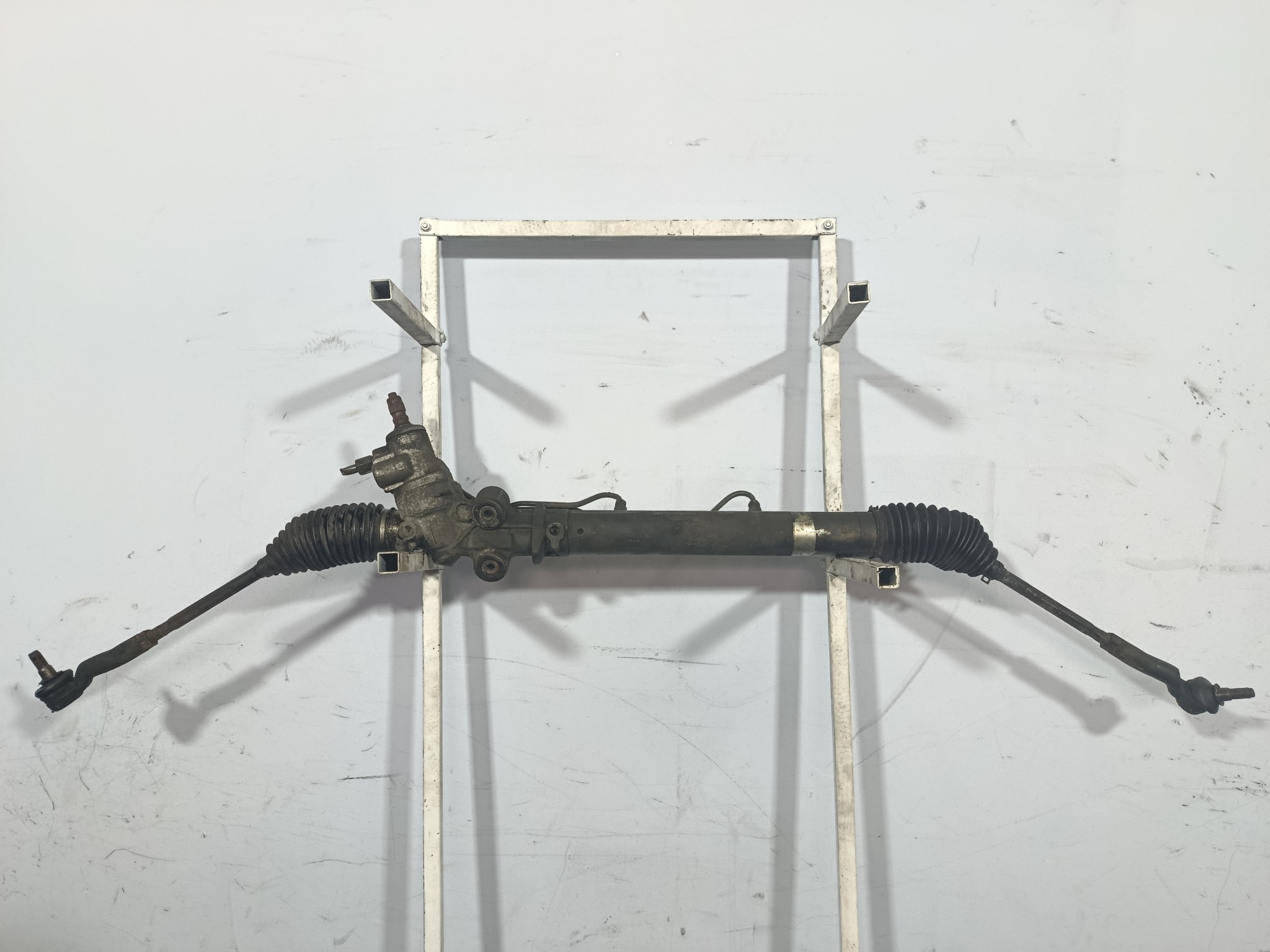 РЕЙКА РУЛЕВАЯ TOYOTA 4012022420  KE843