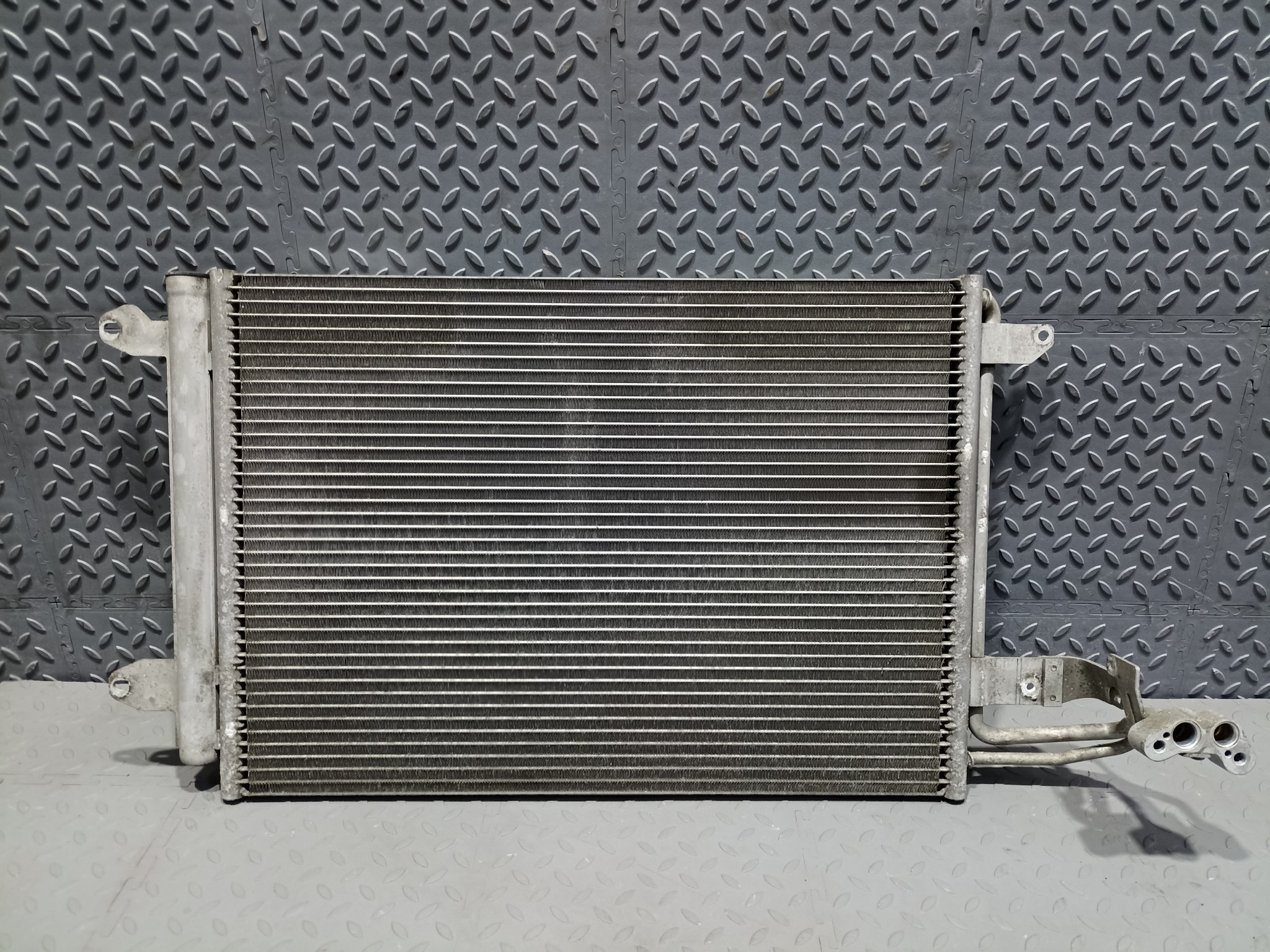РАДИАТОР КОНДИЦИОНЕРА AUDI VOLKSWAGEN SKODA SEAT 1K0820411AC S4290Z
