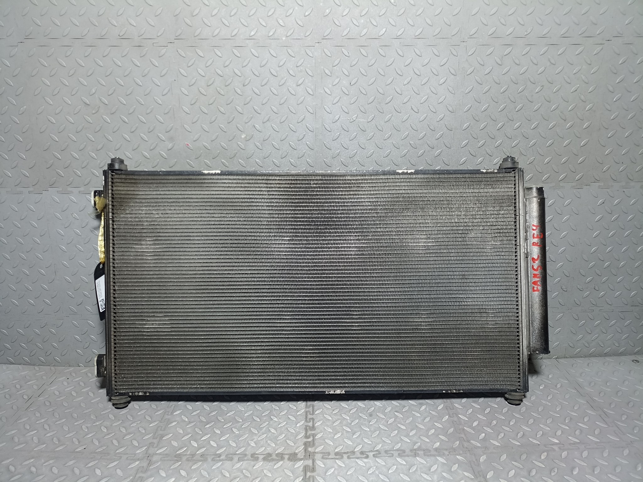 РАДИАТОР КОНДИЦИОНЕРА HONDA 80110SWAA01 FA1152