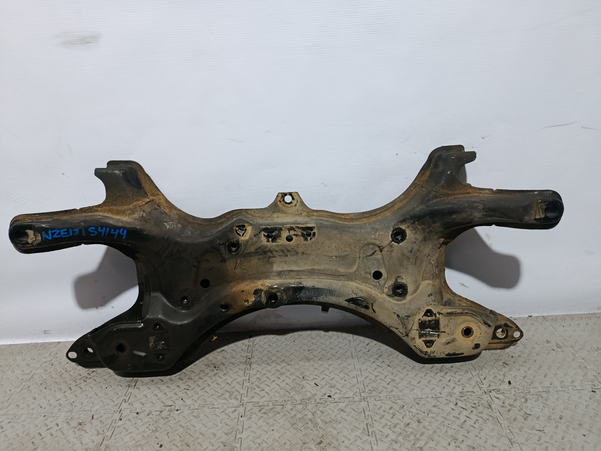 БАЛКА Двигатель/ПОДРАМНИК TOYOTA ПЕРЕДНЯЯ 5120112430  S4144