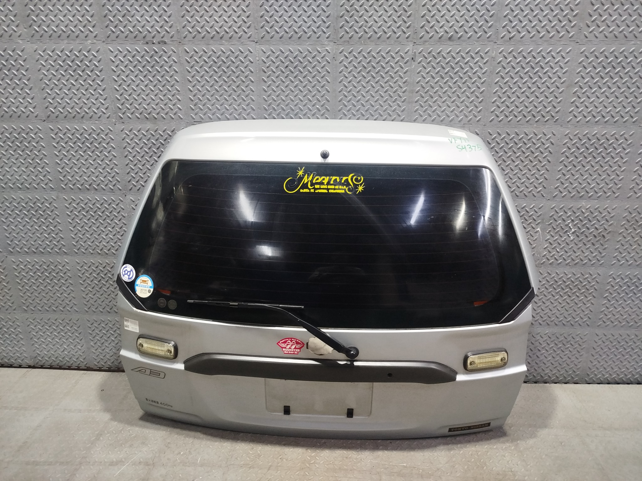 ДВЕРЬ ЗАДНЯЯ NISSAN MAZDA AD FAMILIA VAN K0100WE9MM серебро, KG1 S4375