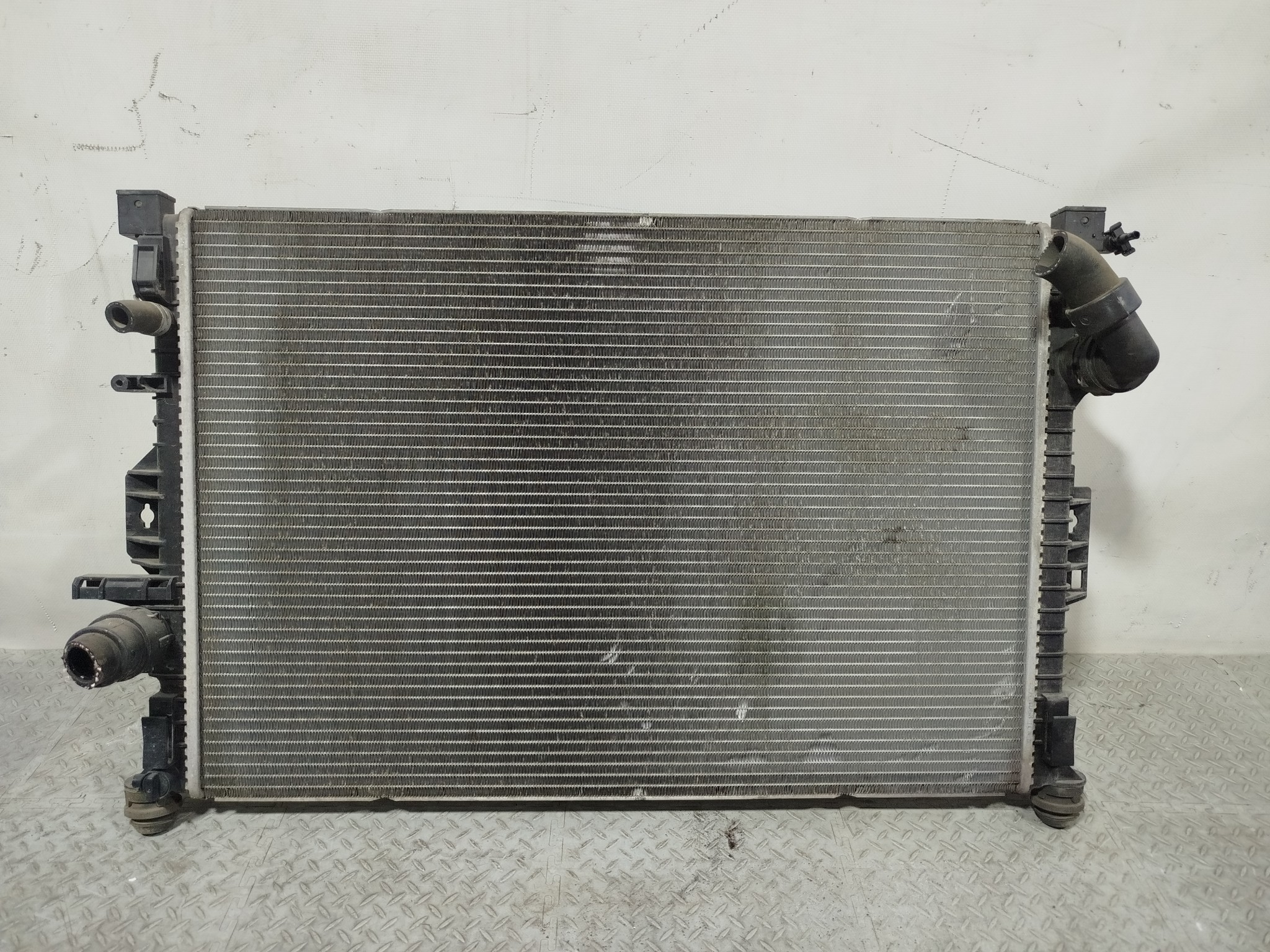 РАДИАТОР ДВИГАТЕЛЯ FORD LAND ROVER VOLVO 1778038 NE293Z