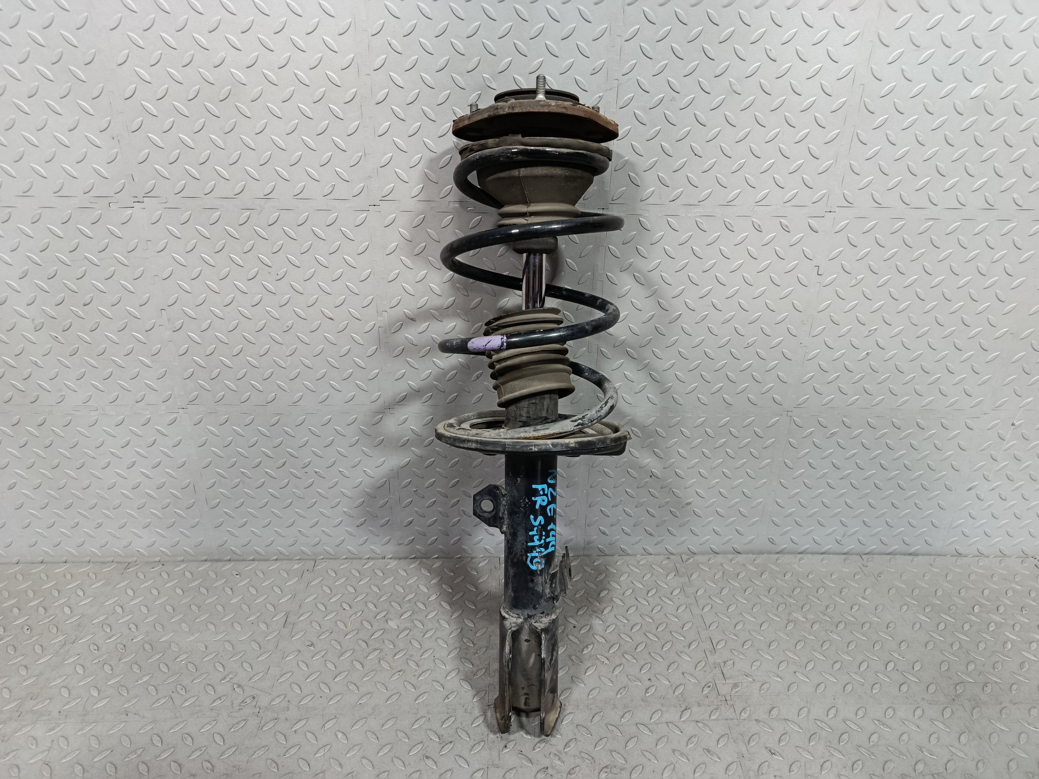 СТОЙКА ХОДОВКИ TOYOTA ПЕРЕДНЯЯ ПРАВАЯ 4851080090 S4449