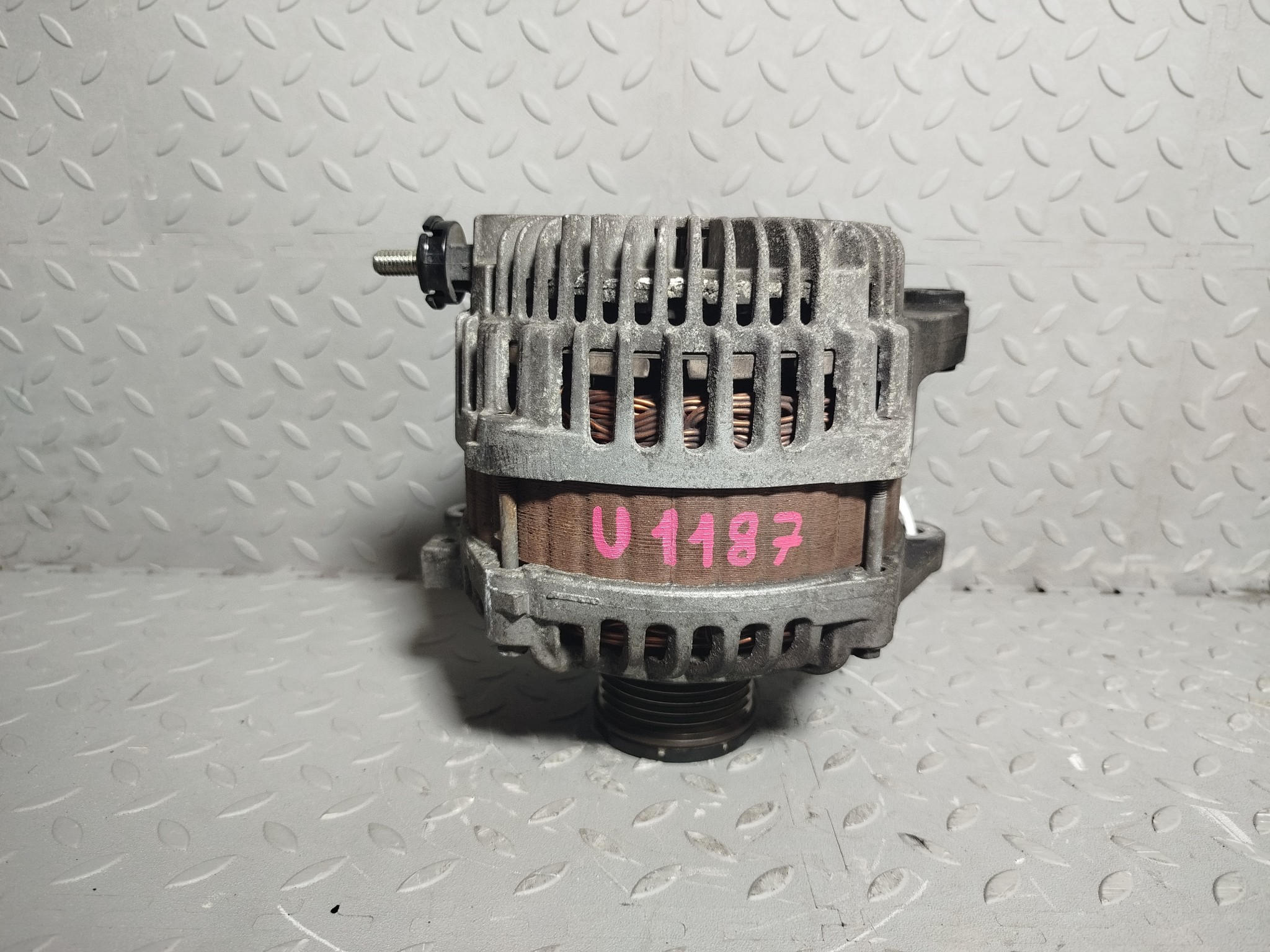 ГЕНЕРАТОР NISSAN 231001AB1B  U1187Z