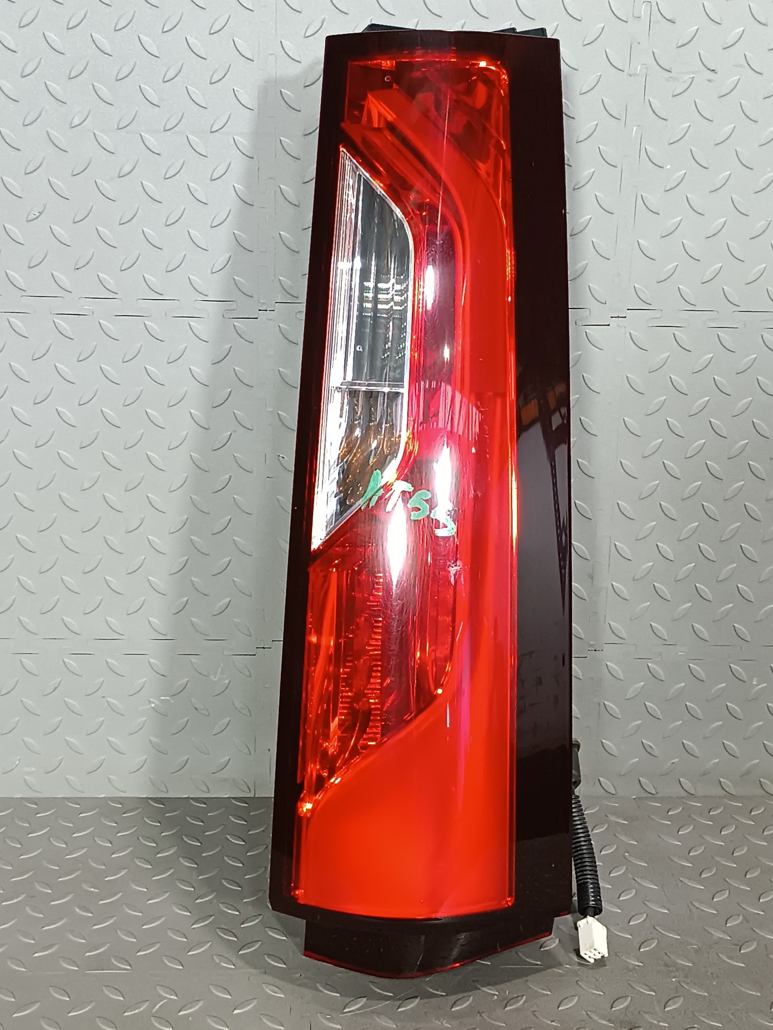 ФОНАРЬ HONDA ПРАВЫЙ 33500TAAJ01 YE045