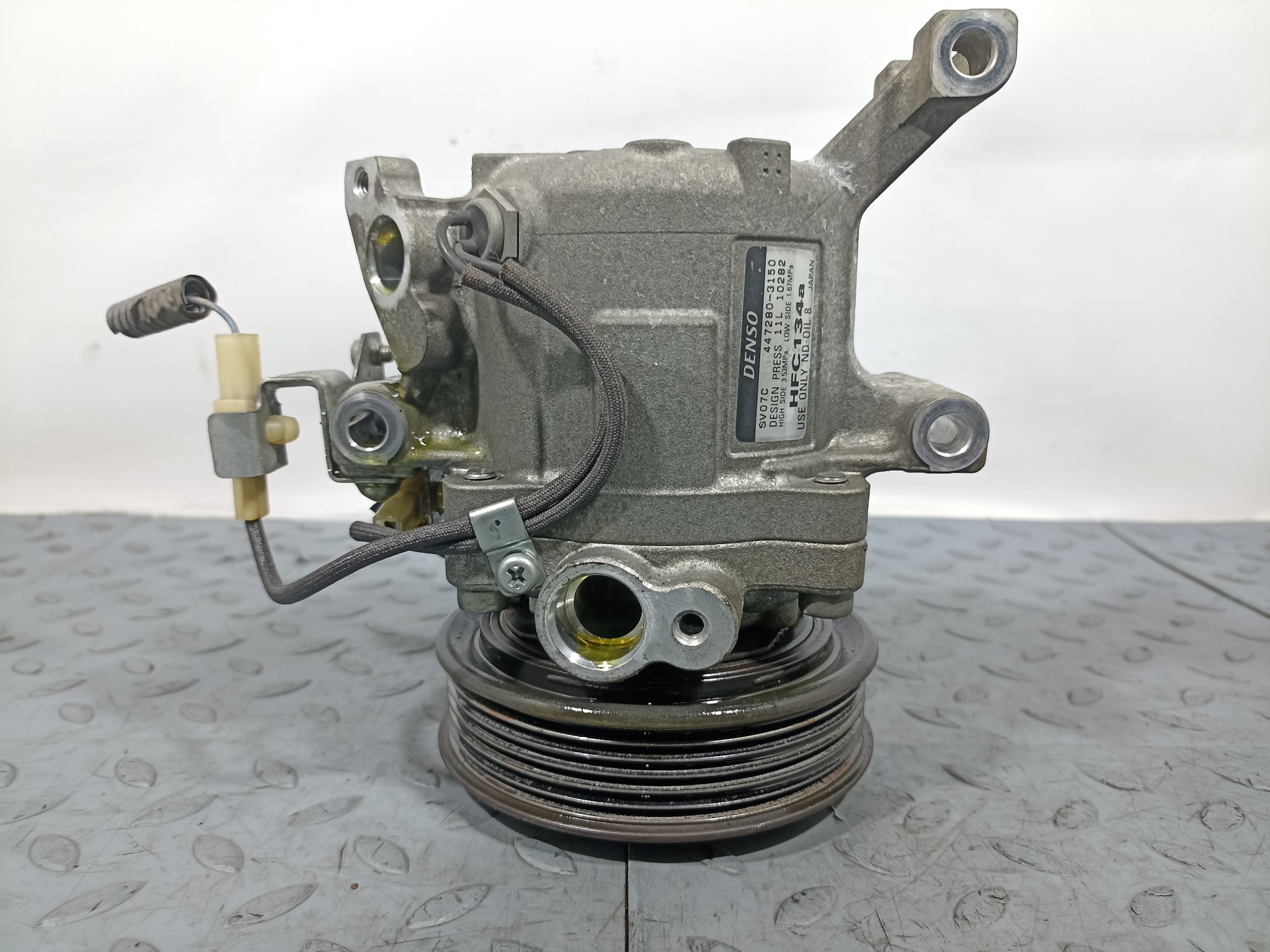 КОМПРЕССОР КОНДИЦИОНЕРА TOYOTA DAIHATSU 8832097401 U1373Z