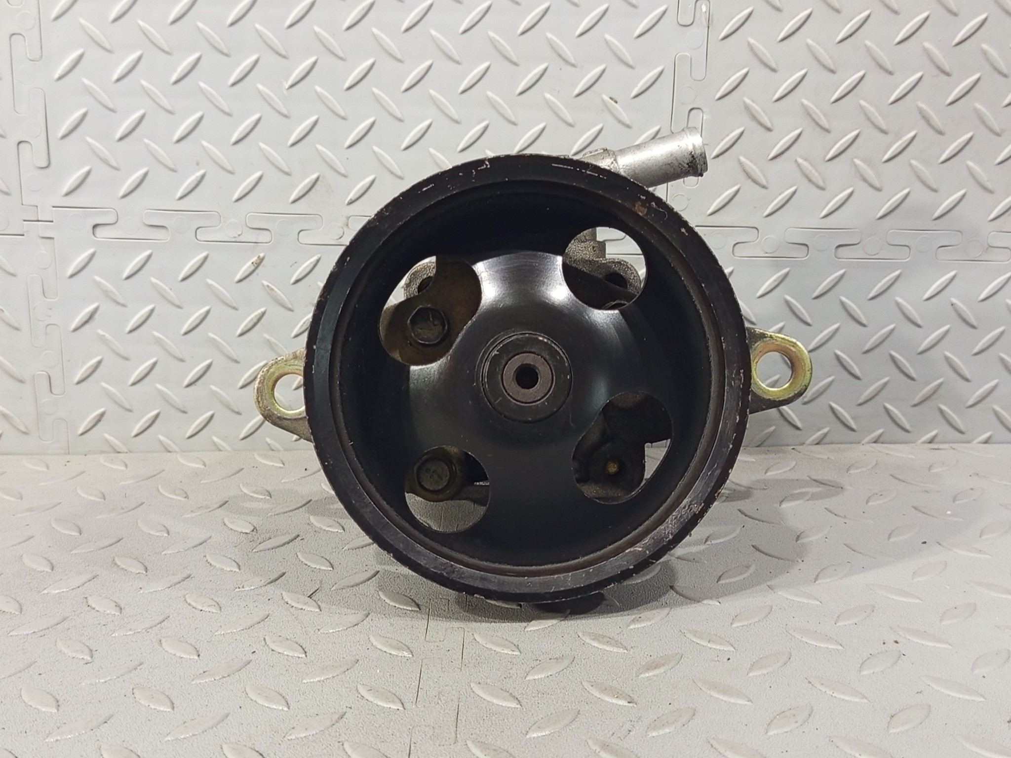 ГУР NISSAN 491108H305 D037
