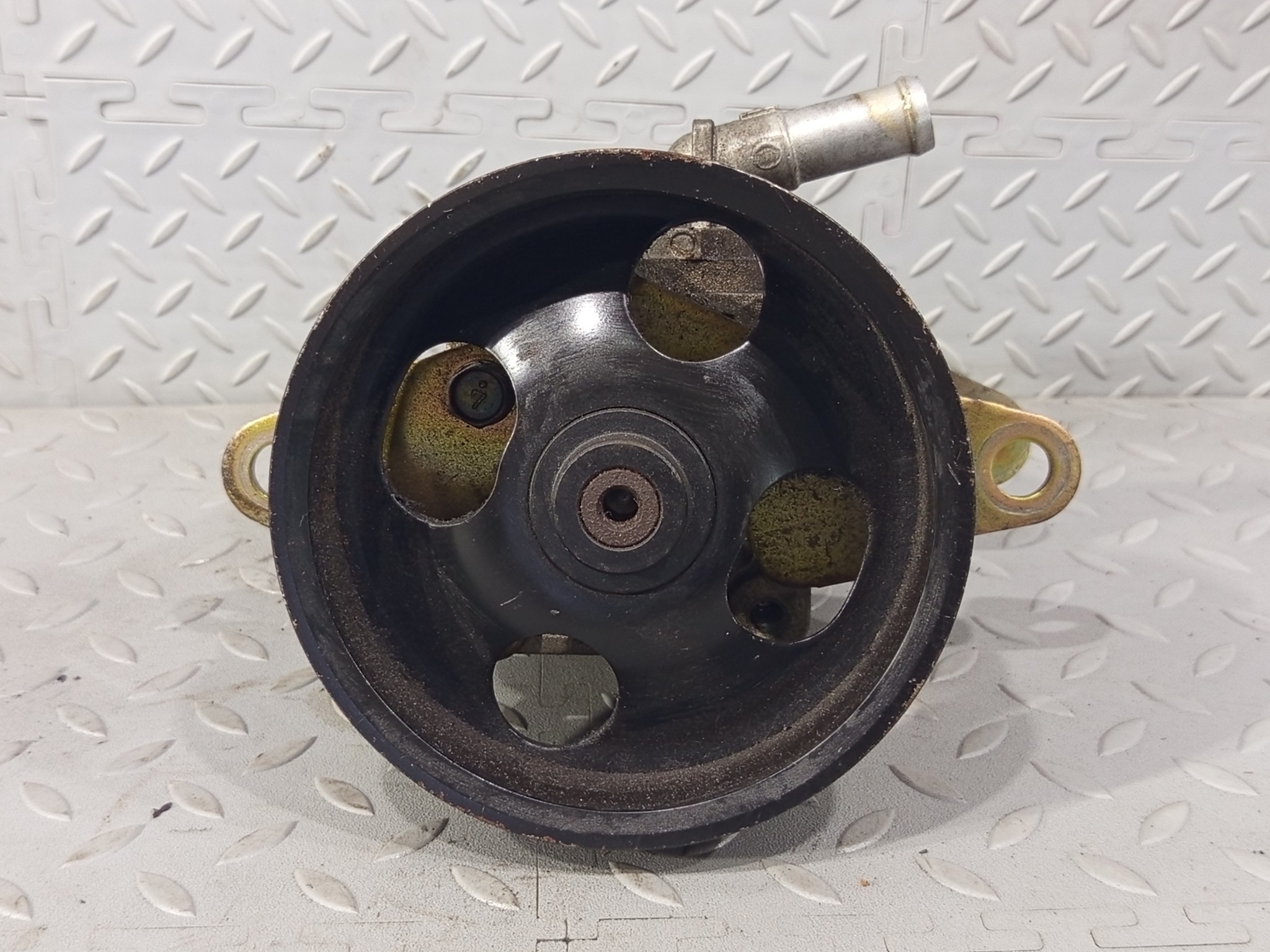 ГУР NISSAN 491108H305 D032