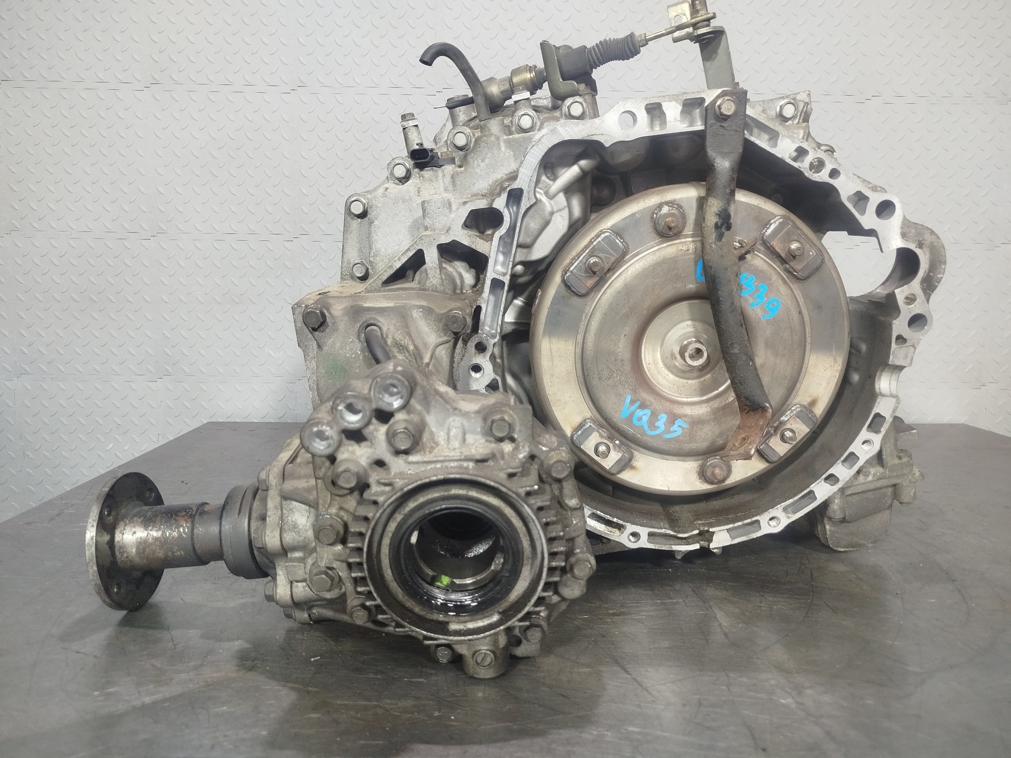 АКПП NISSAN VQ35-DE RE0F09A-FZ51 310201XD16  DY1339