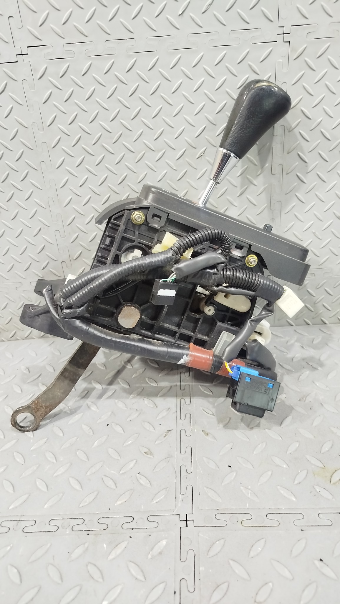 РУЧКА КПП TOYOTA LEXUS 3366130050 KE264