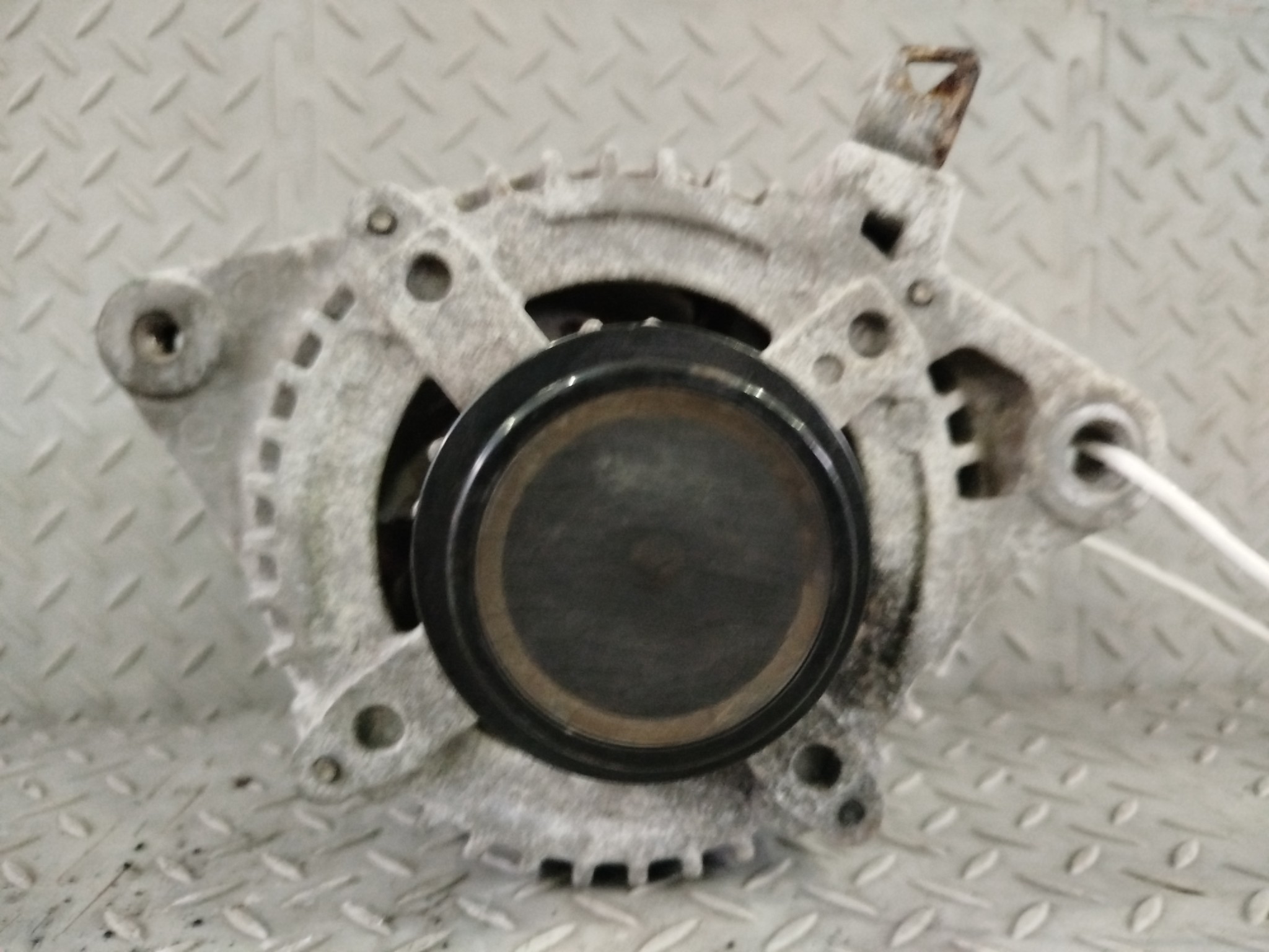 ГЕНЕРАТОР TOYOTA 2706037030  NA8075Z