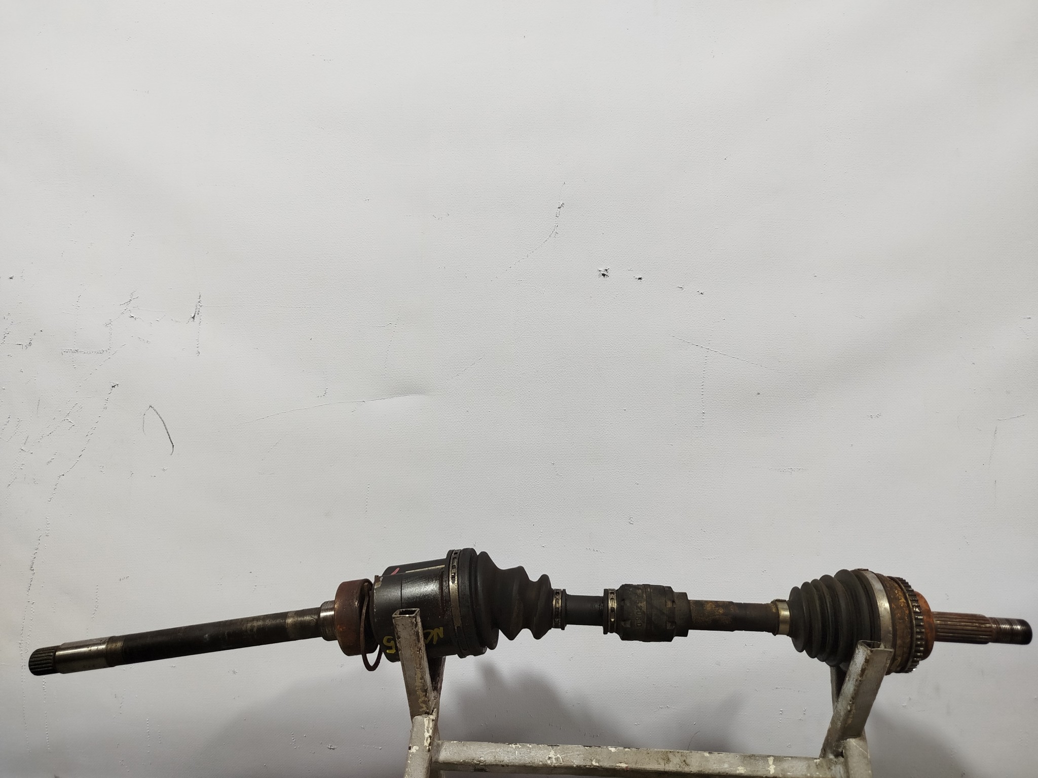 ПРИВОД TOYOTA ПЕРЕДНИЙ ПРАВЫЙ 4341052030  XE380