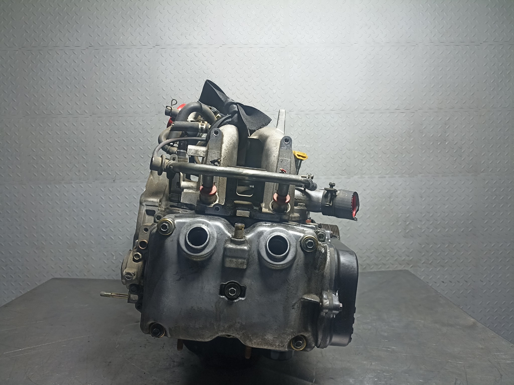 КОМПРЕССОР КОНДИЦИОНЕРА SUBARU 73111AC000 FE087Z