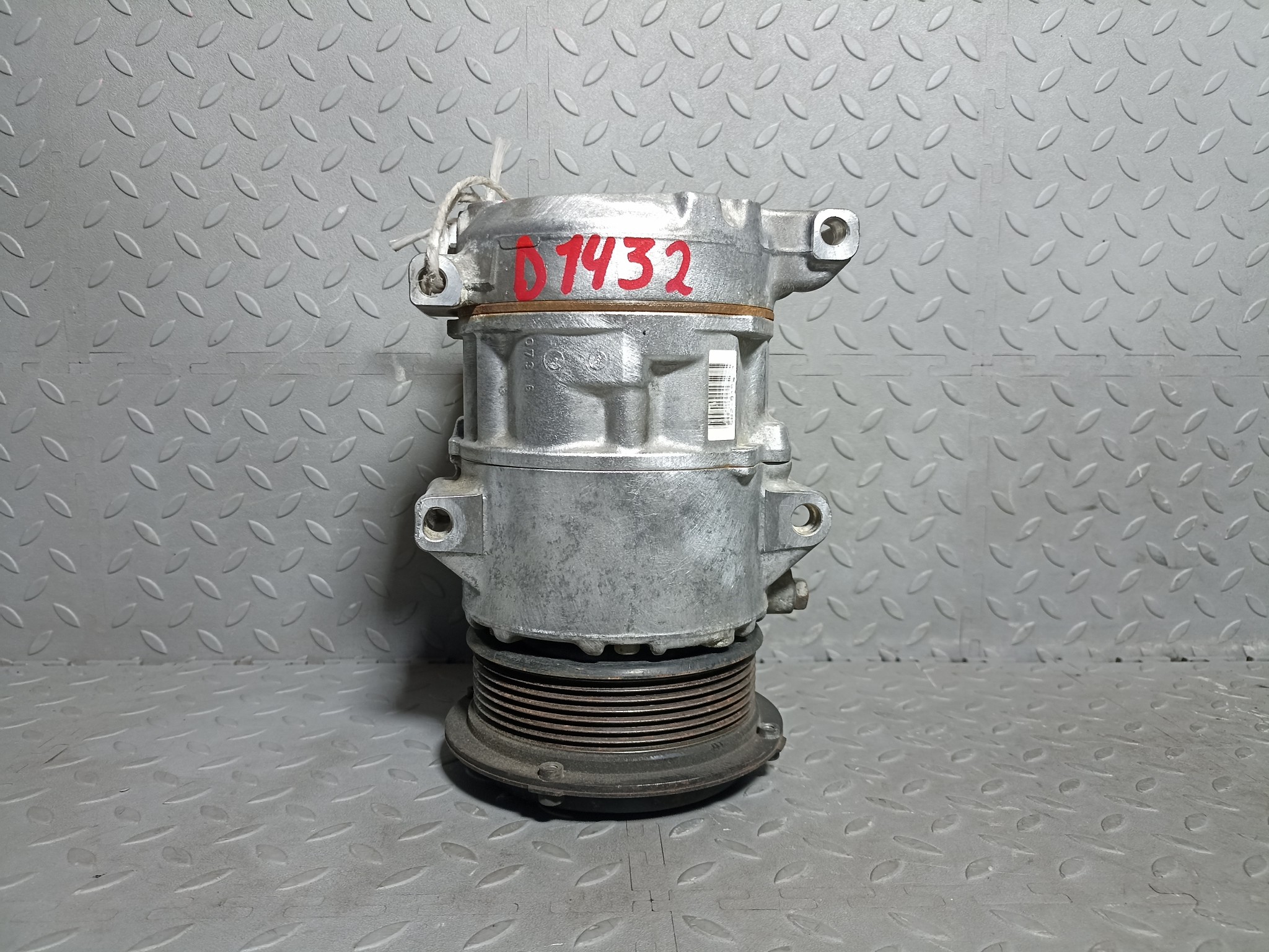 КОМПРЕССОР КОНДИЦИОНЕРА TOYOTA 8832032250 D1432