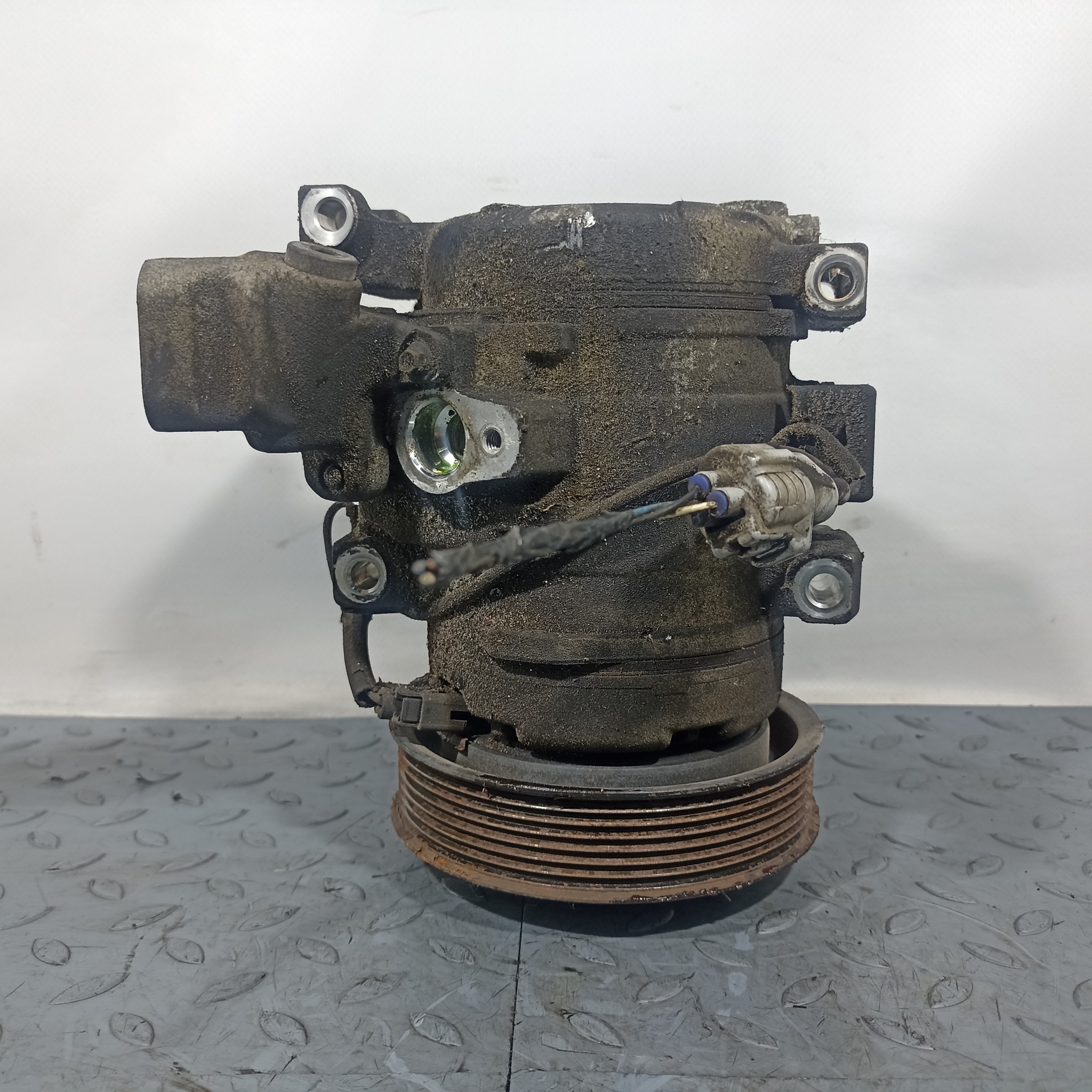 КОМПРЕССОР КОНДИЦИОНЕРА TOYOTA 8832032250 DY1448Z