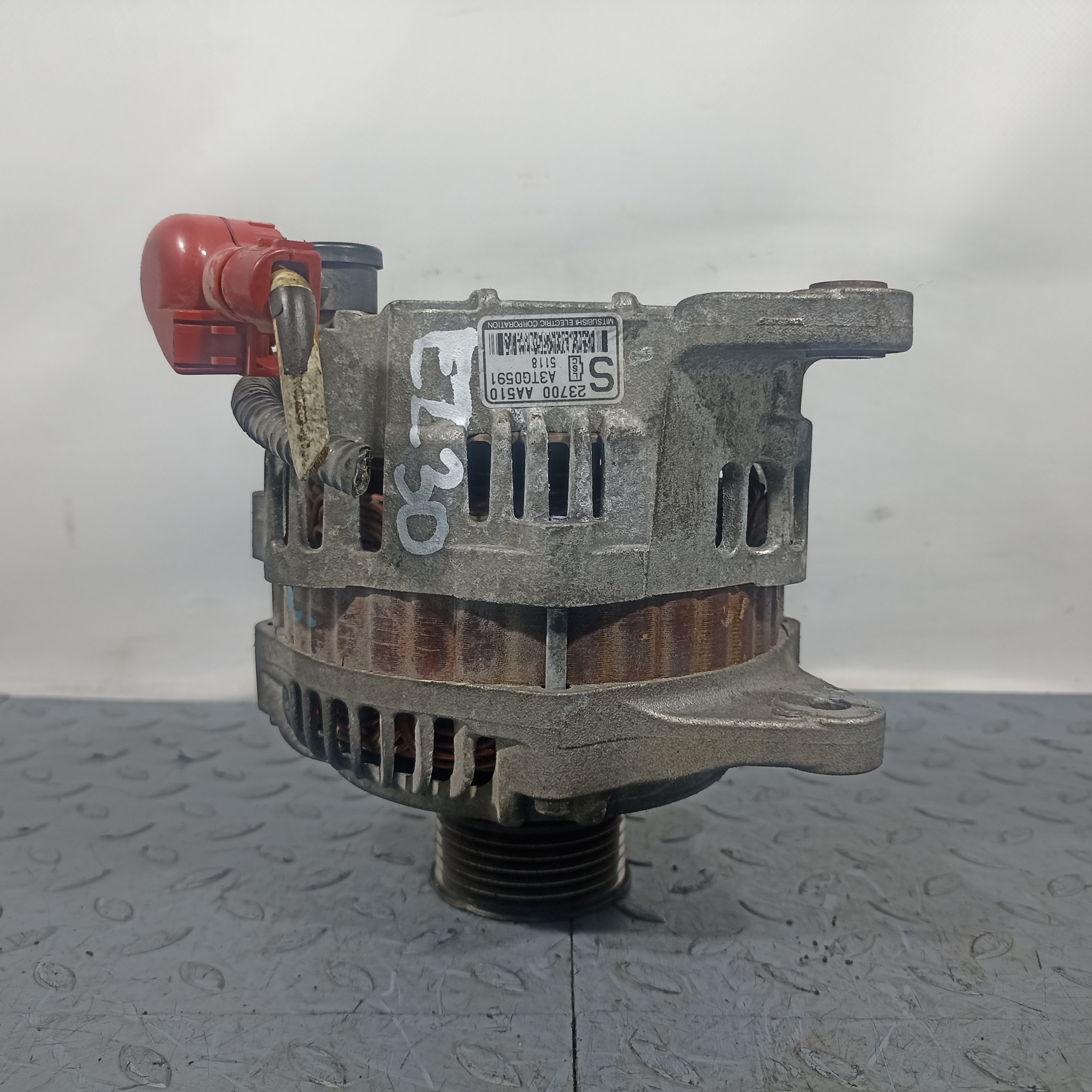 ГЕНЕРАТОР SUBARU 23700AA510  DY1383Z
