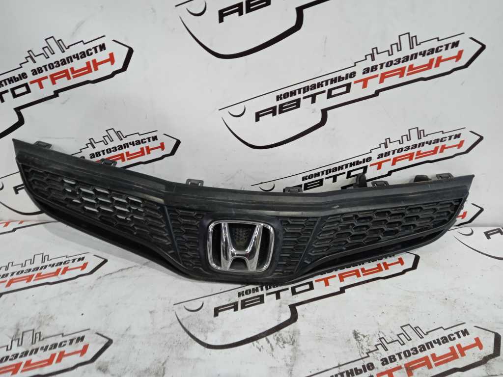 РЕШЕТКА РАДИАТОРА HONDA 71121TF0N11 XA2007Z