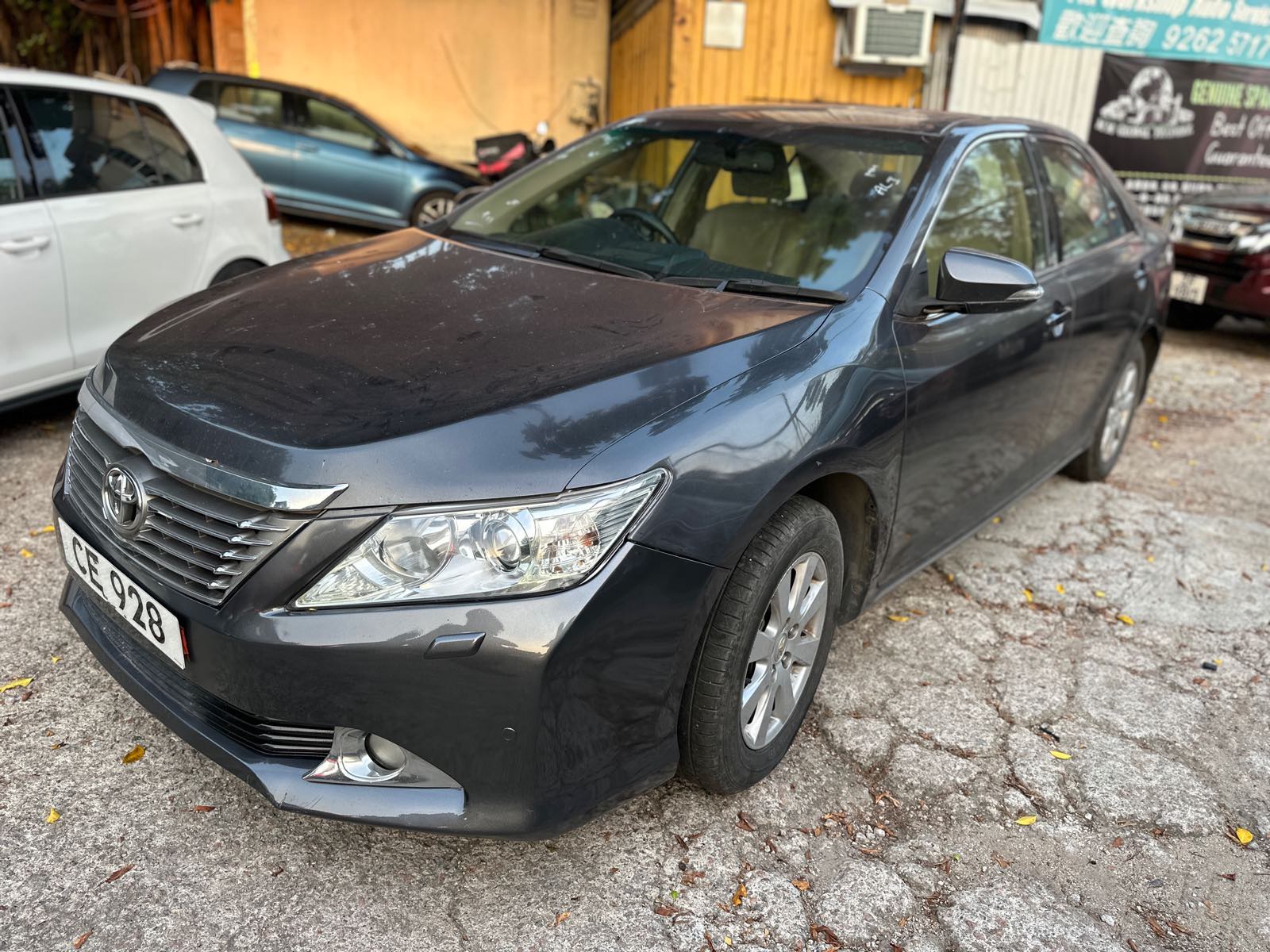 ДВЕРЬ TOYOTA DAIHATSU ALTIS CAMRY 6700333200 ЗАДНЯЯ ПРАВАЯ  белый, 070 YE126