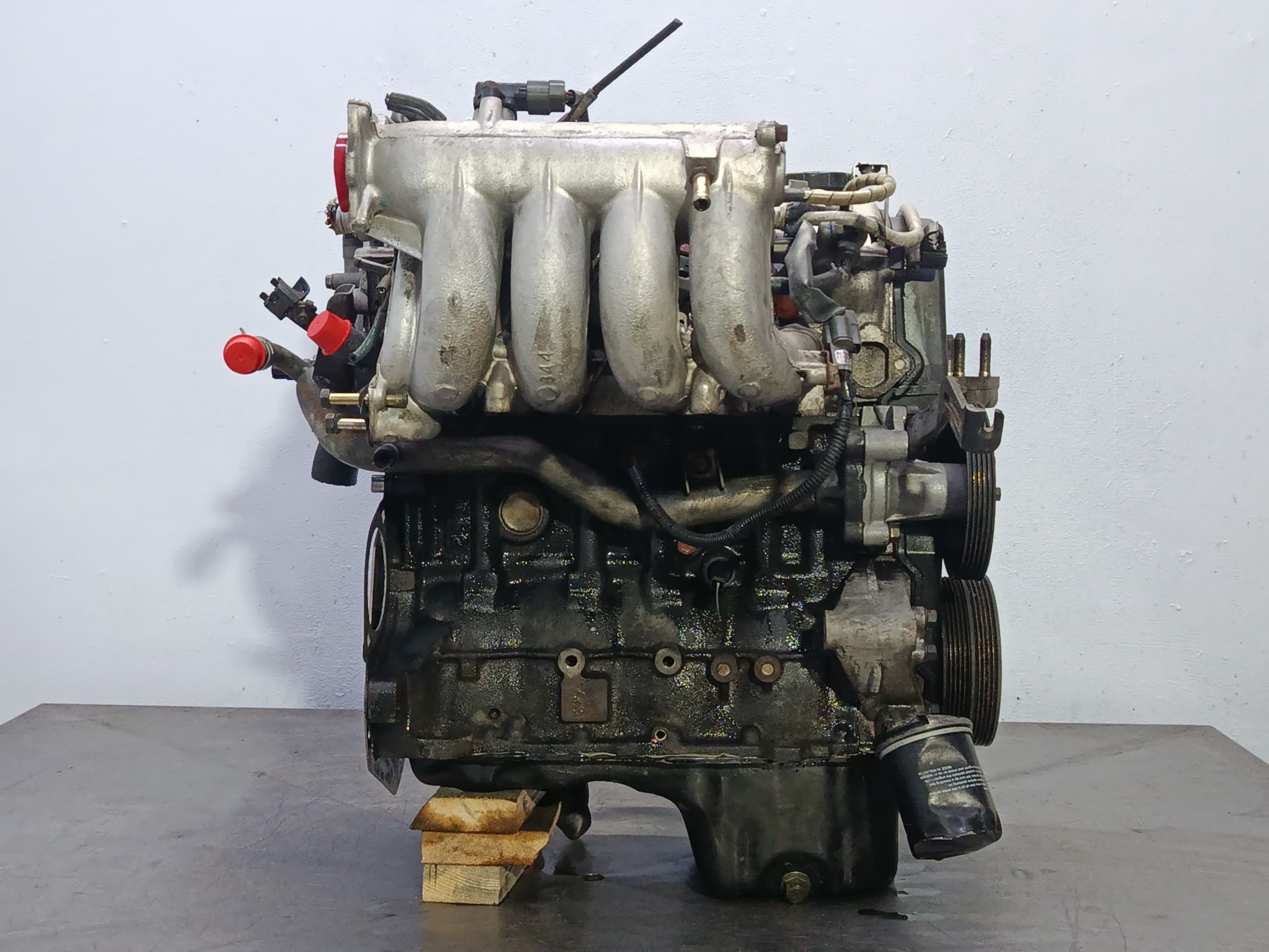 ДВИГАТЕЛЬ 4G18 MITSUBISHI MD978481 U1414-J076647