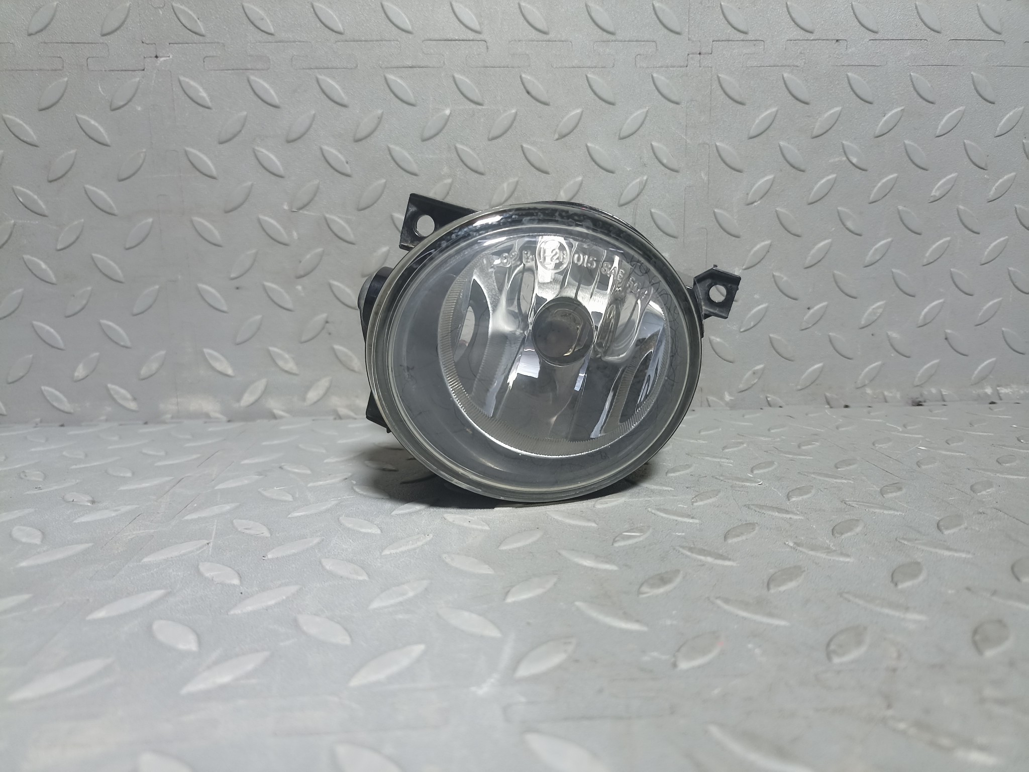ТУМАНКА VOLKSWAGEN ЛЕВАЯ 1T0941699C S4148Z