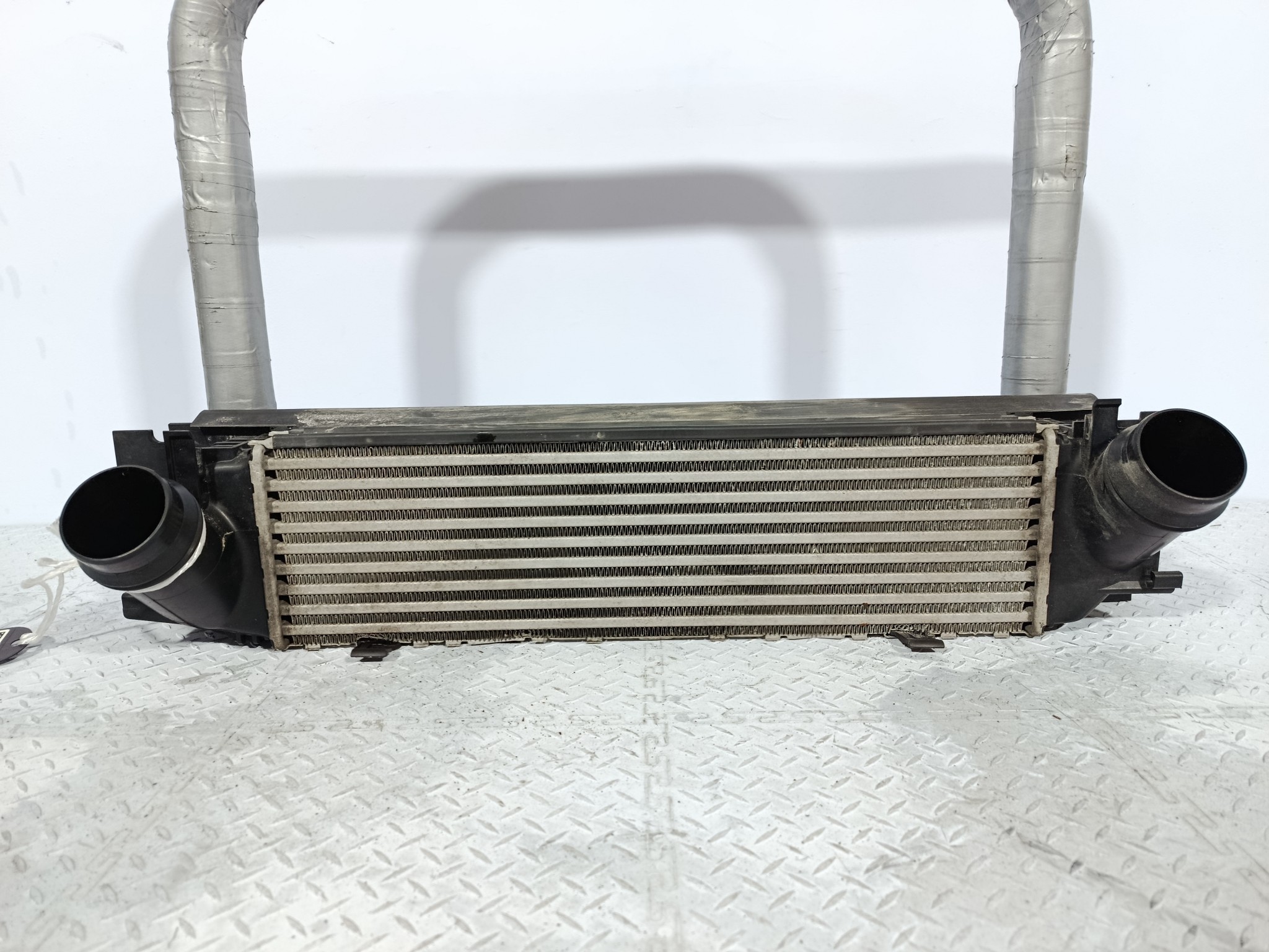РАДИАТОР ИНТЕРКУЛЕРА BMW 17517600530 KE775