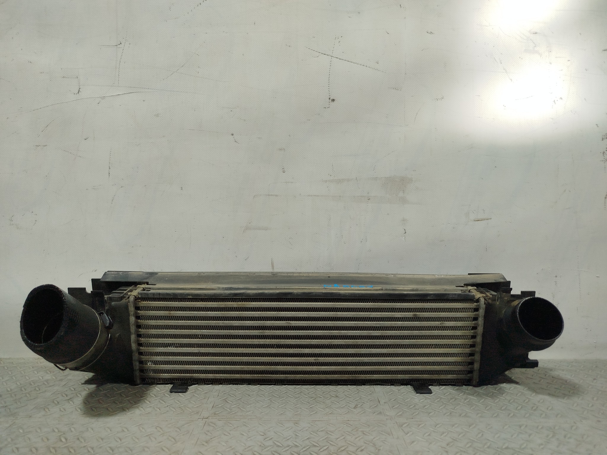 РАДИАТОР ИНТЕРКУЛЕРА BMW 17517600530 NA8687