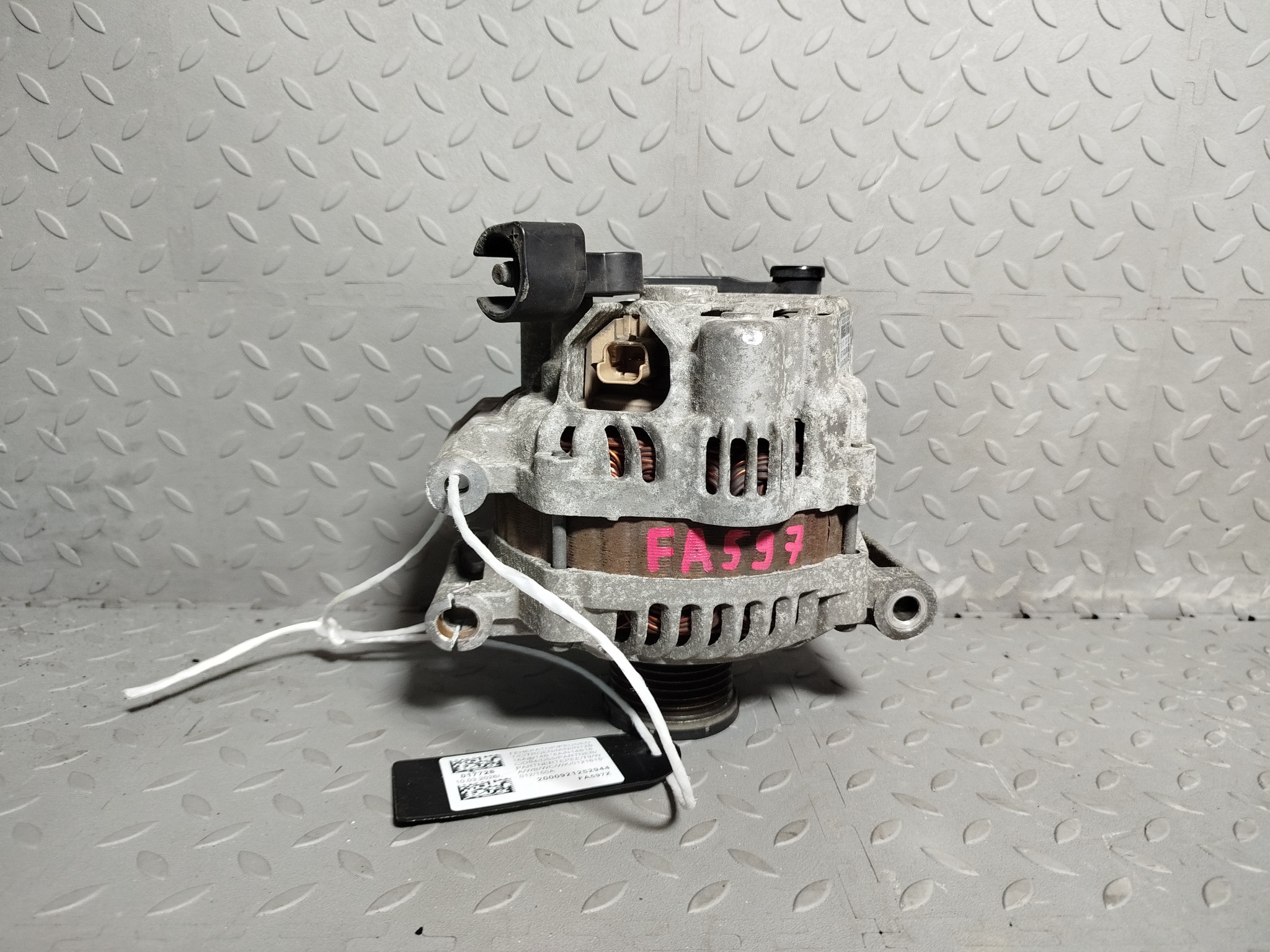 ГЕНЕРАТОР PEUGEOT CITROEN MINI 0121615012 FA597Z