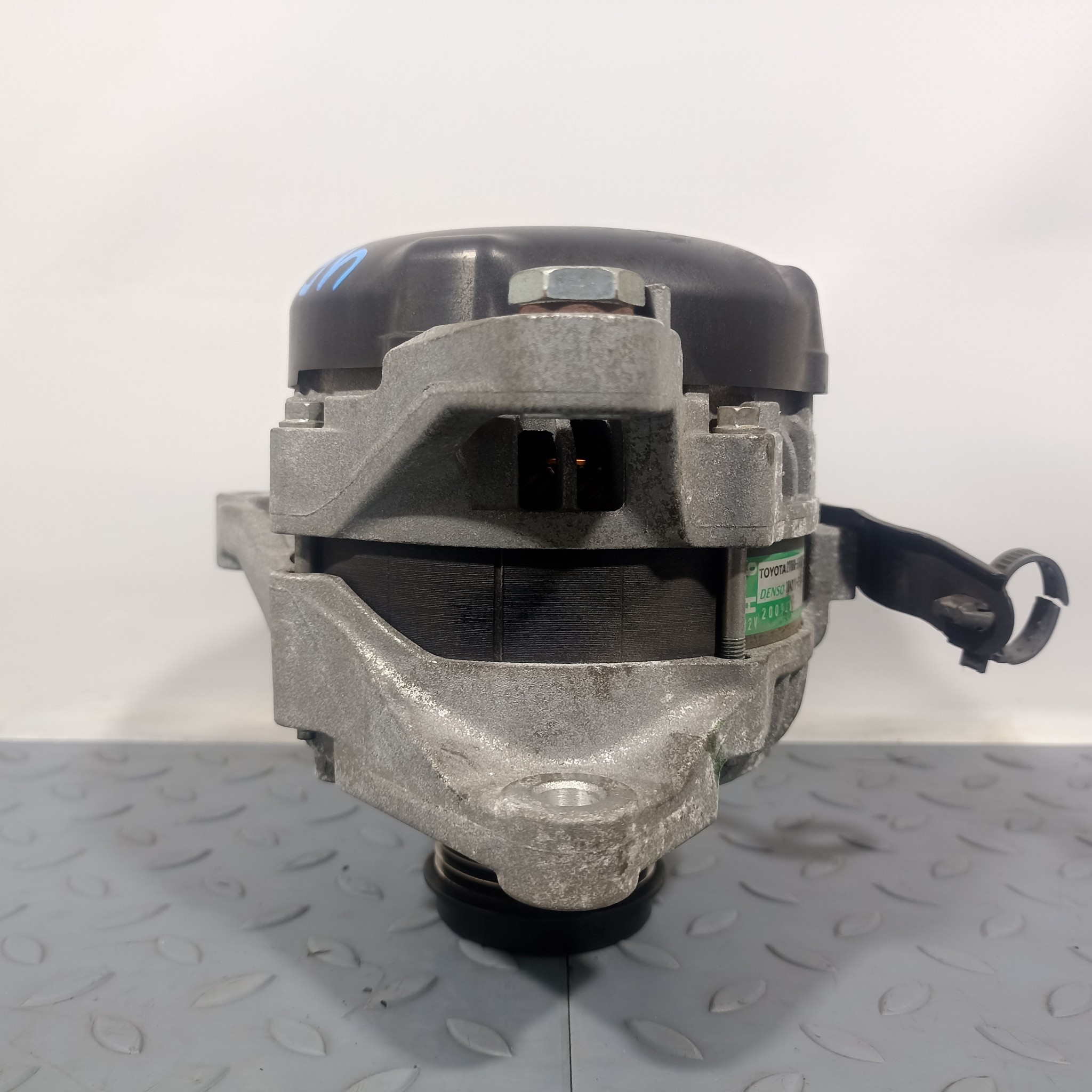 ГЕНЕРАТОР TOYOTA SCION 2706036080  YE001Z