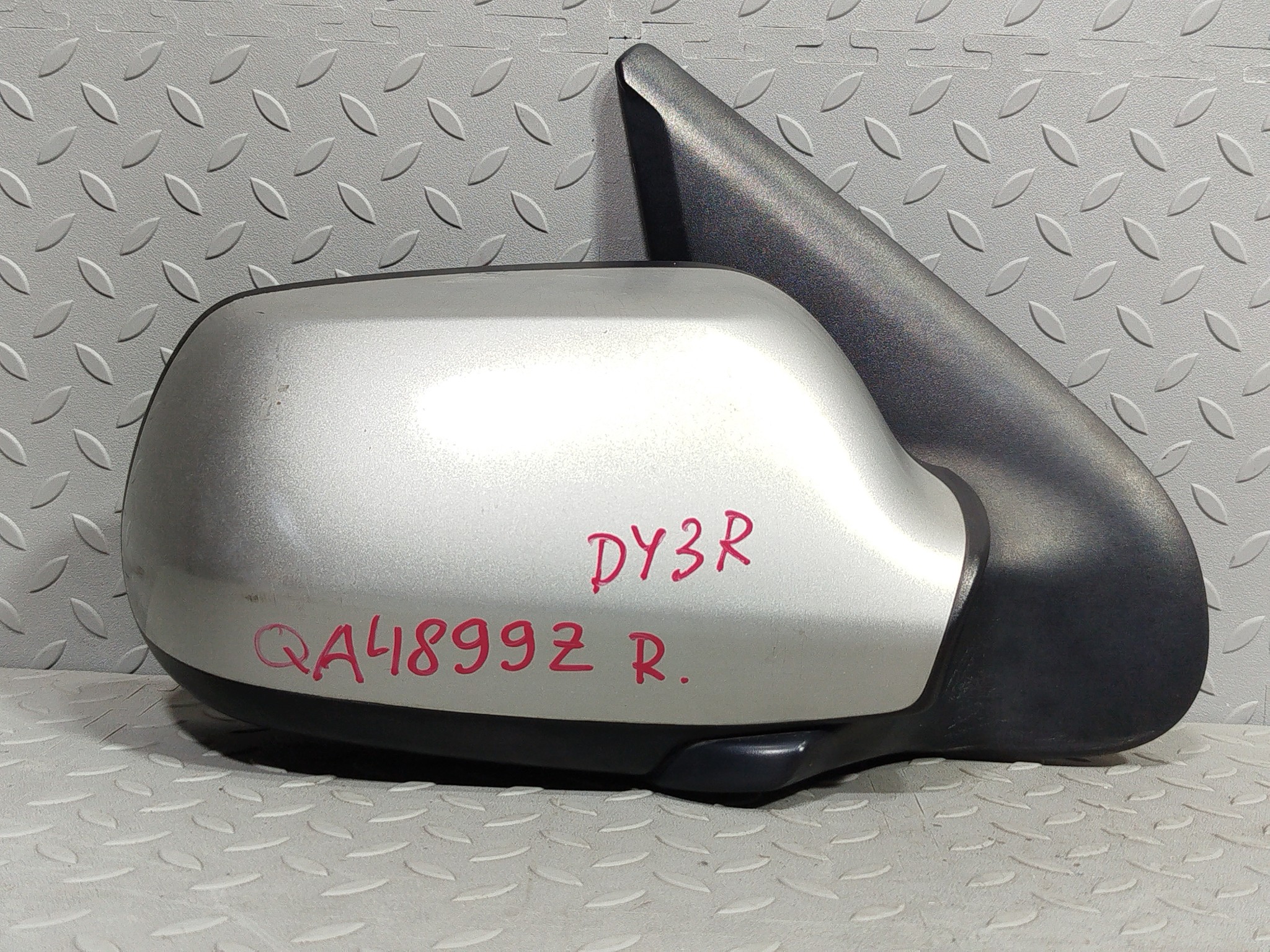 ЗЕРКАЛО MAZDA DEMIO MAZDA2 ПРАВОЕ D35269120E67 серебро, 22V QA4899Z