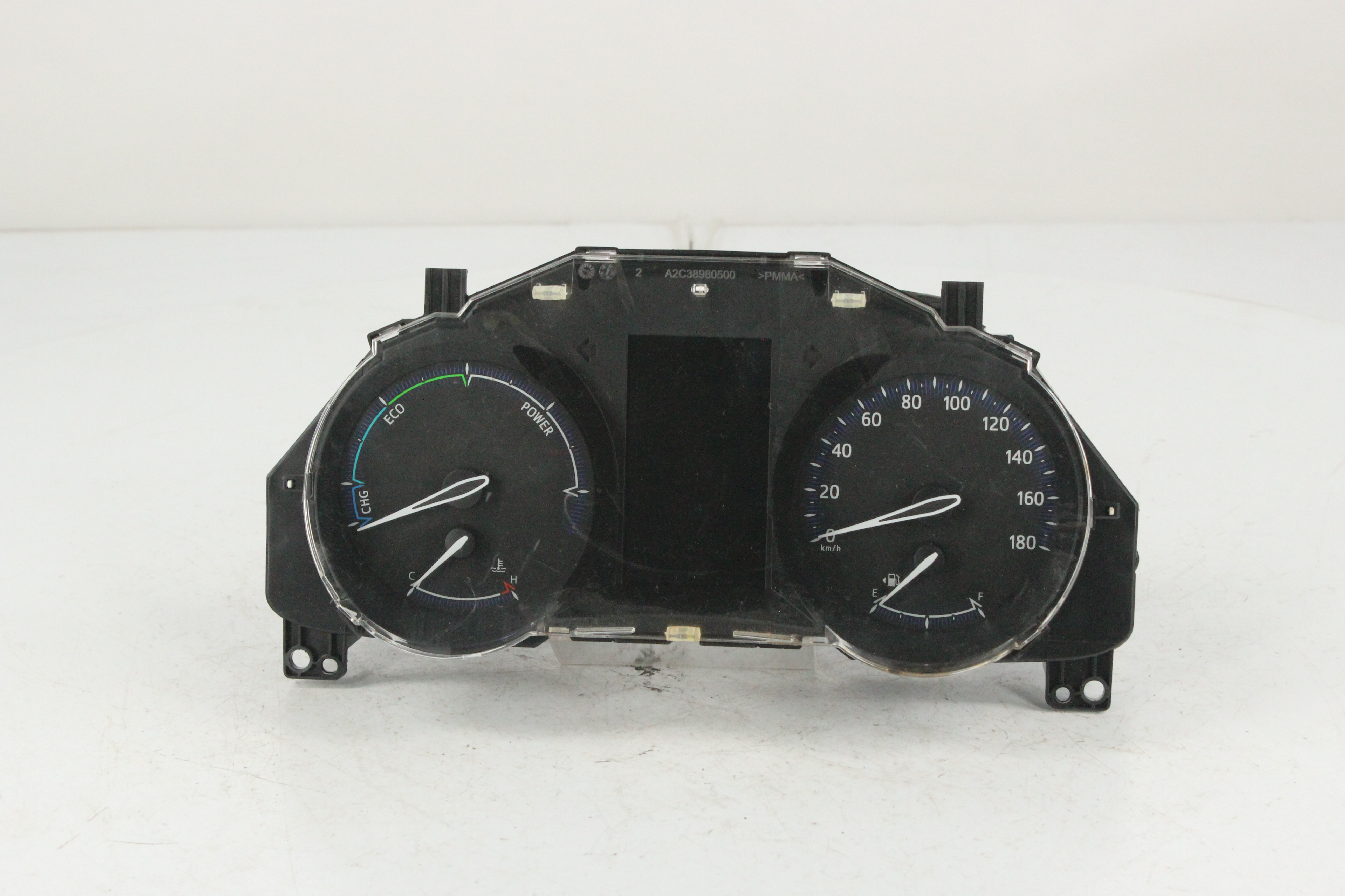 ЩИТОК ПРИБОРОВ TOYOTA 838000W570  S3300