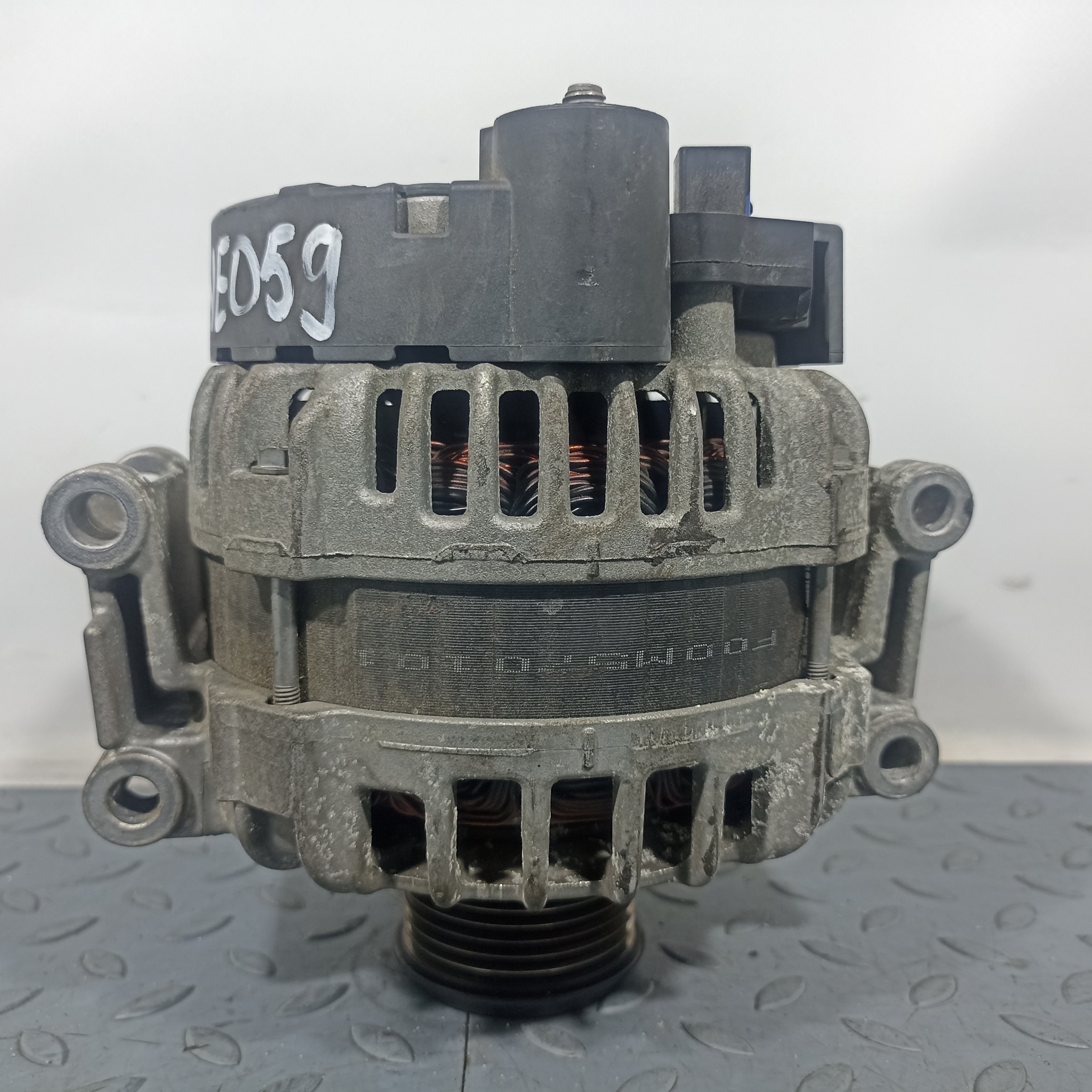 ГЕНЕРАТОР AUDI 06H903017T YE059Z