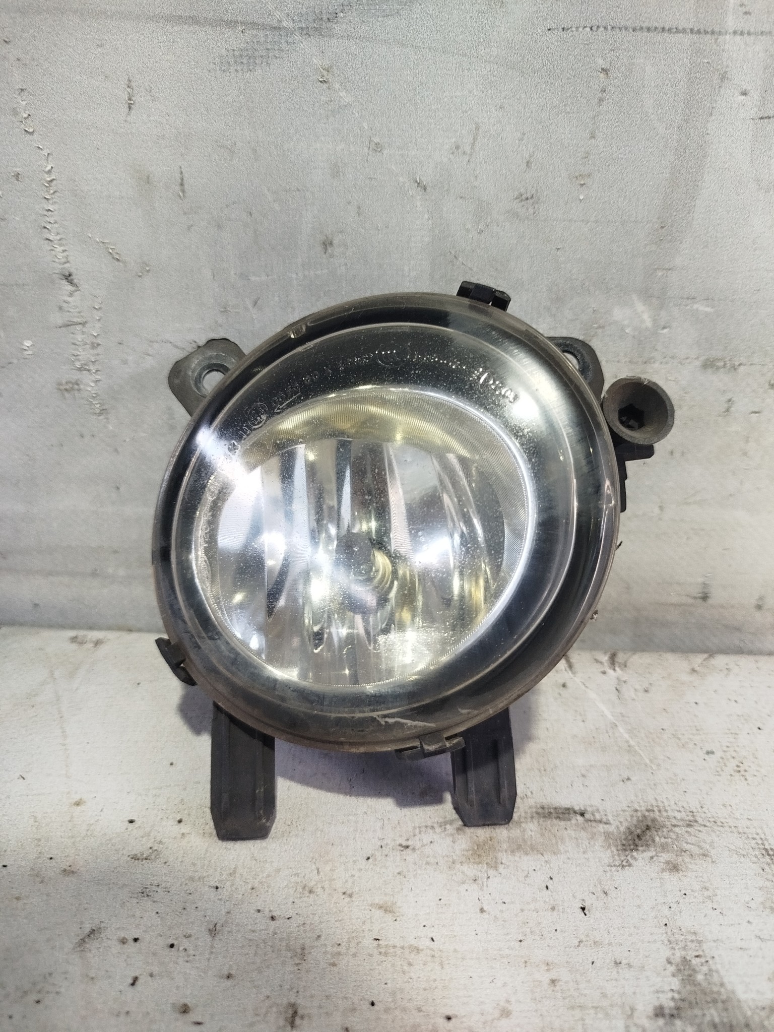 ТУМАНКА BMW ПРАВАЯ 63177248912 DY457Z