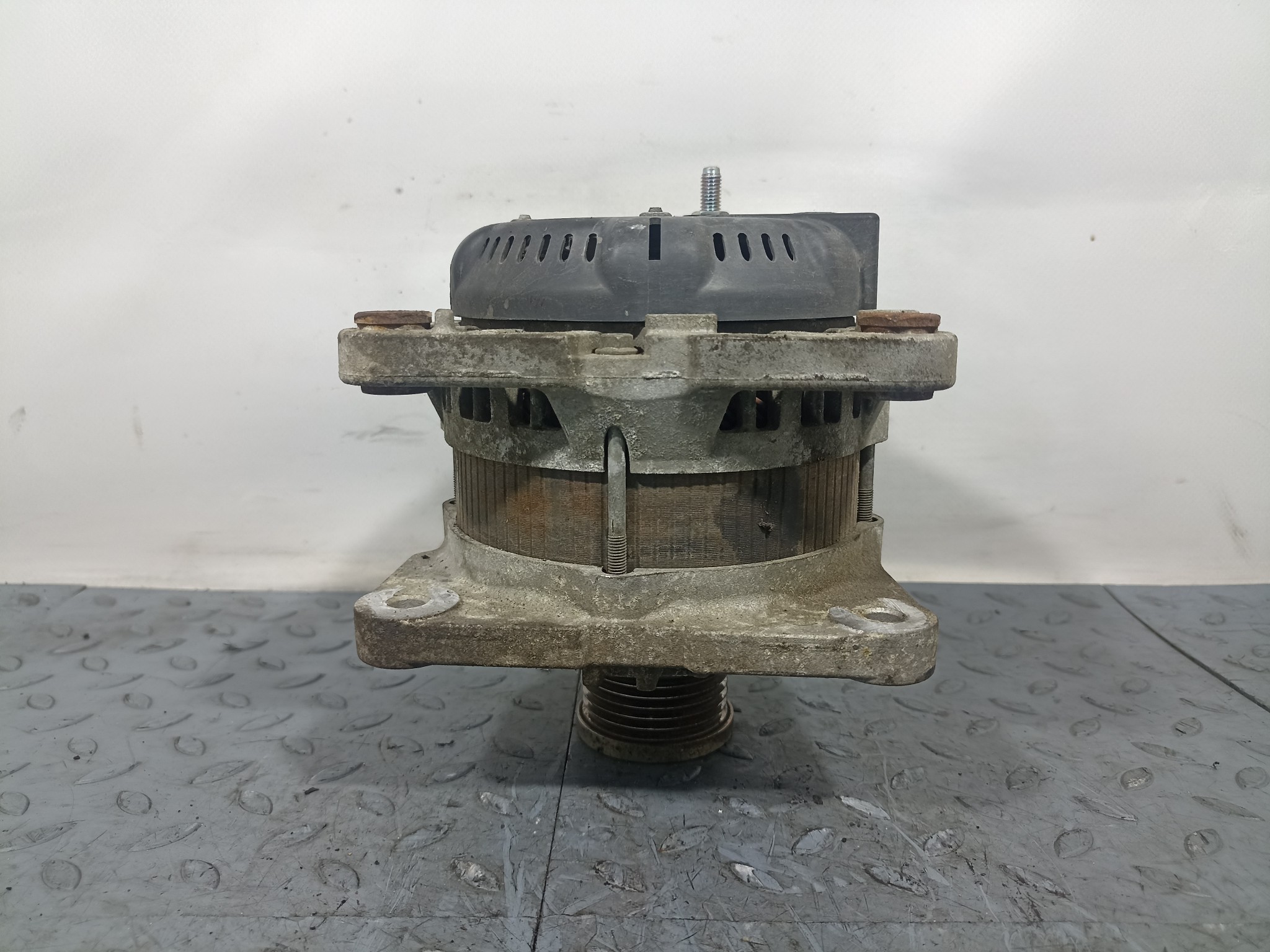 ГЕНЕРАТОР NISSAN MAZDA SUZUKI 23100EN000  TA2107Z