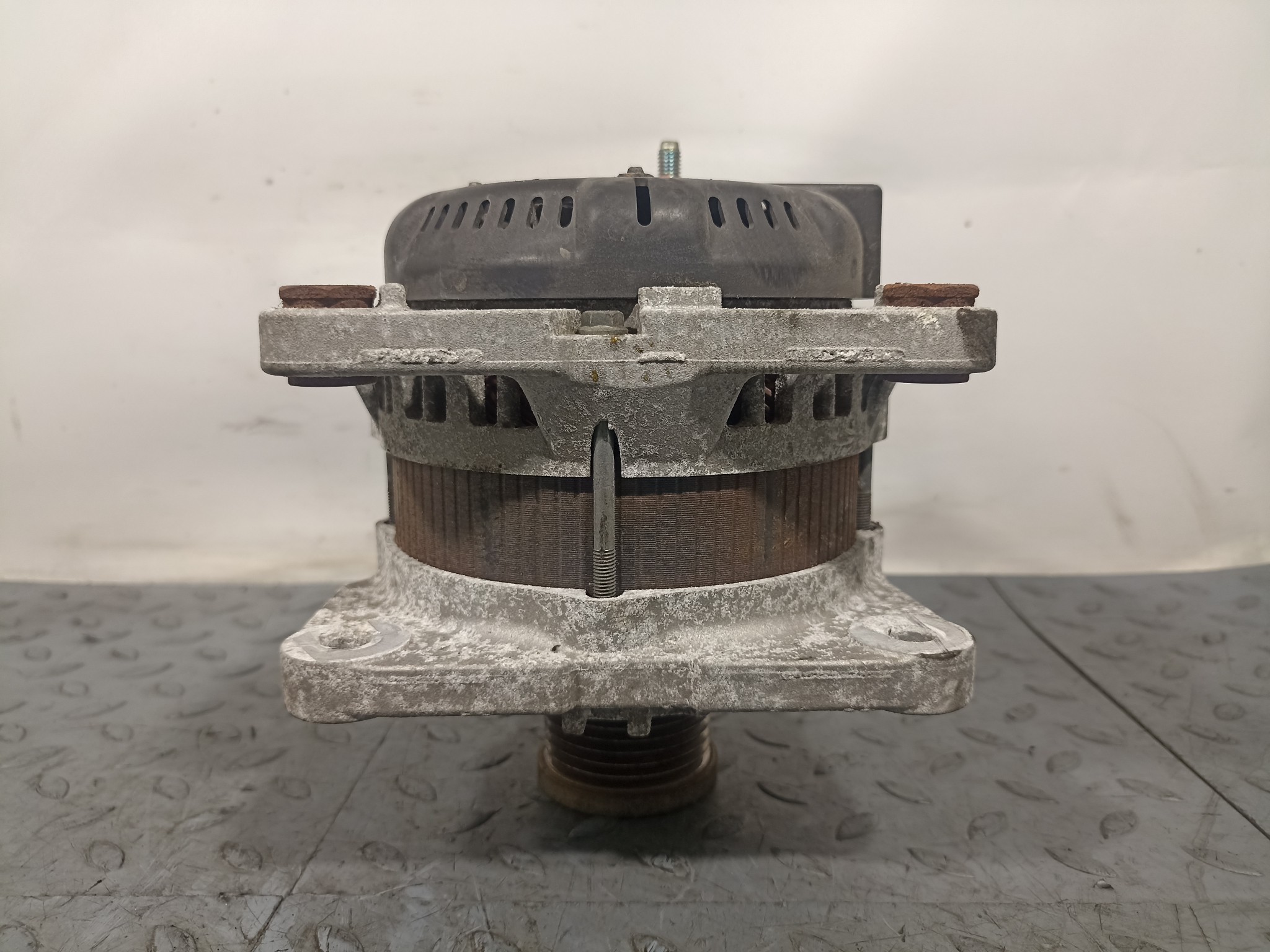 ГЕНЕРАТОР NISSAN MAZDA SUZUKI 23100EN000  TA2146Z