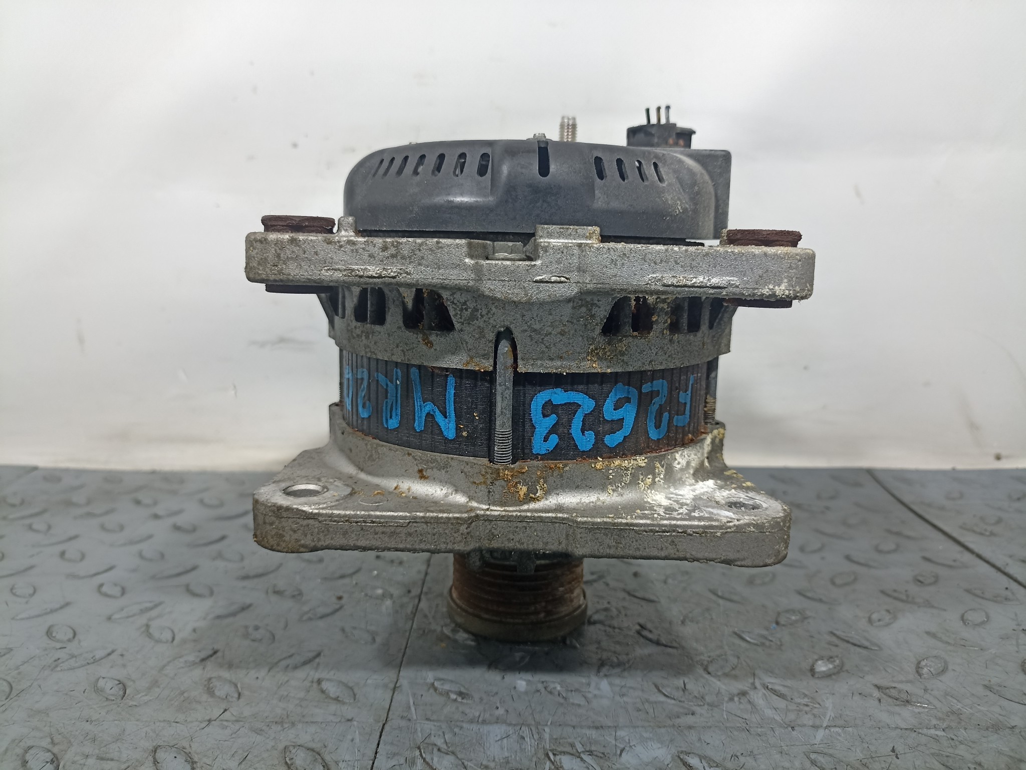 ГЕНЕРАТОР NISSAN MAZDA SUZUKI 23100EN000  F2623Z