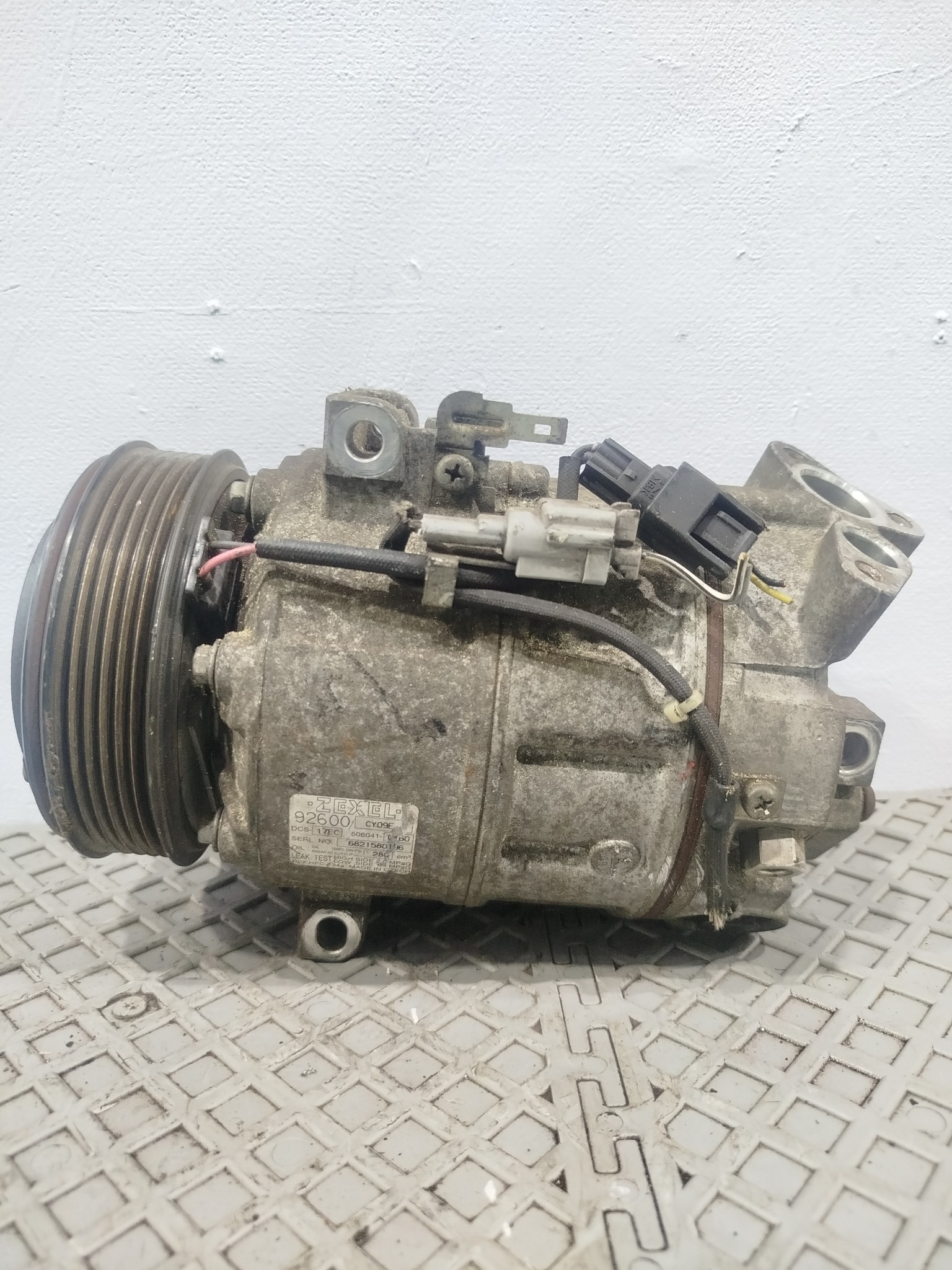 КОМПРЕССОР КОНДИЦИОНЕРА NISSAN SUZUKI 926001GZ0A D009