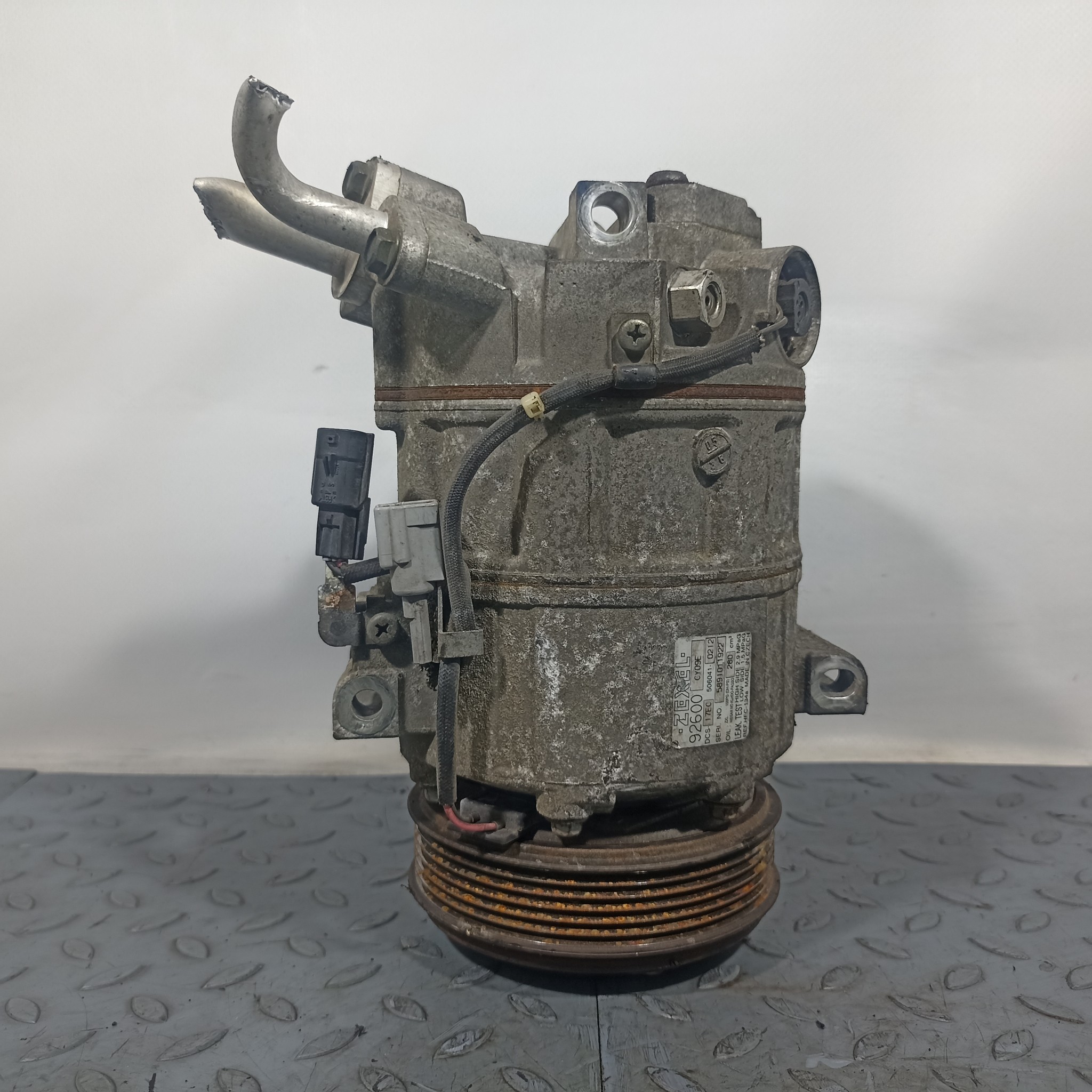 КОМПРЕССОР КОНДИЦИОНЕРА NISSAN SUZUKI 926001GZ0A F2611Z