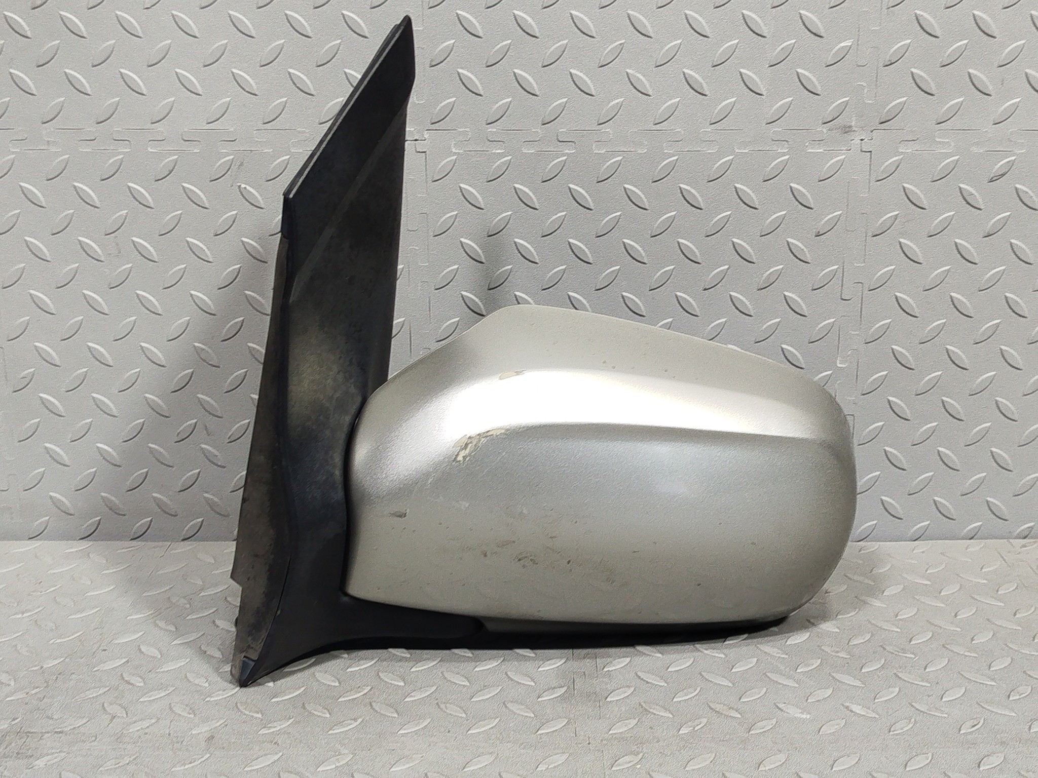 ЗЕРКАЛО MAZDA MPV ЛЕВОЕ L08169180C09  серебро, 22R KB2356Z